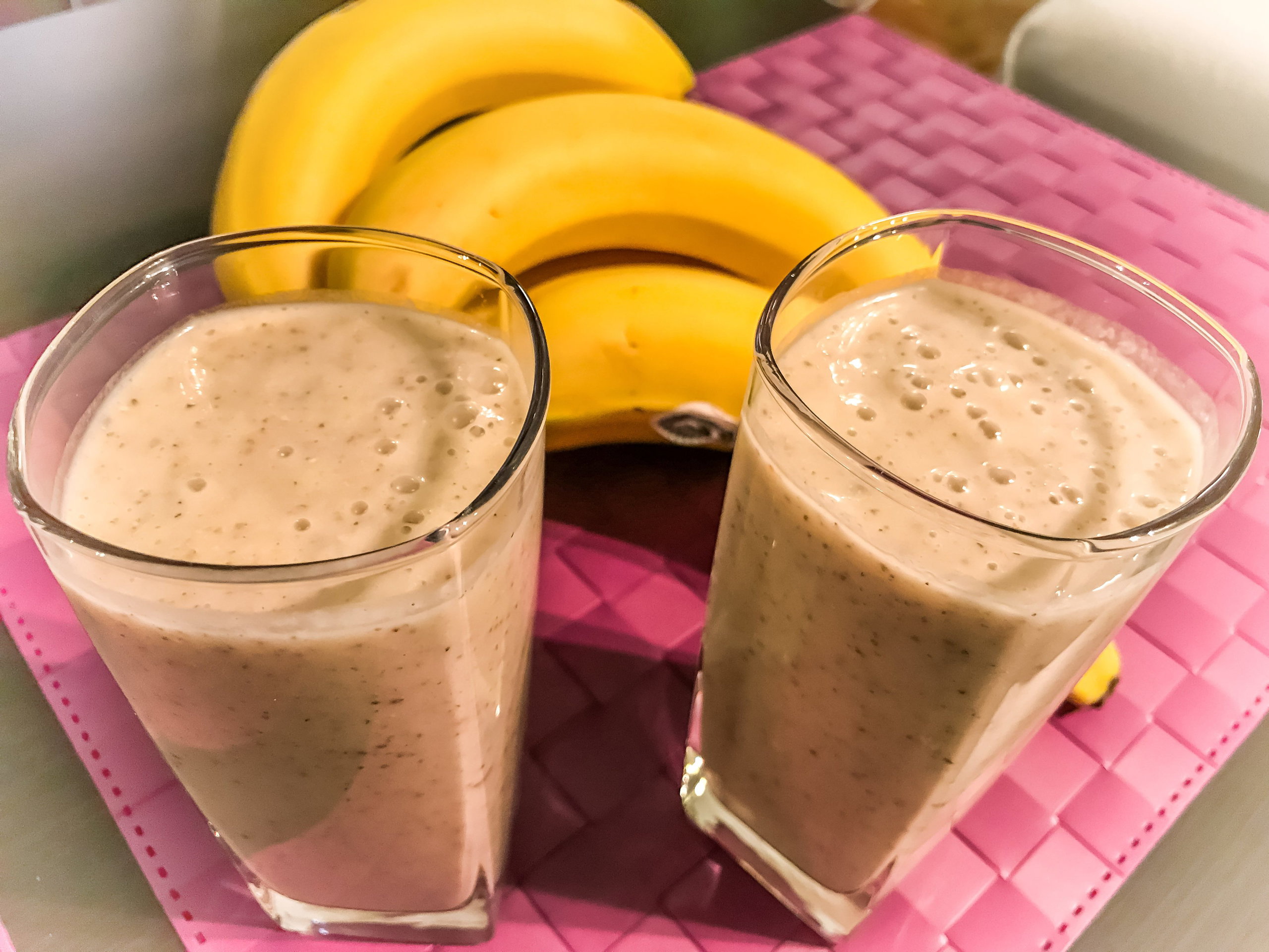Koktajl bananowy z nasionami Chia