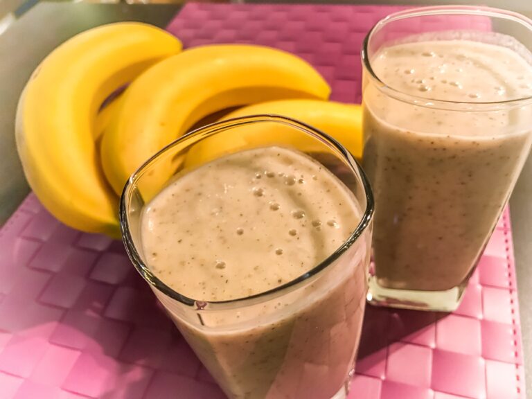 Koktajl bananowy z nasionami Chia