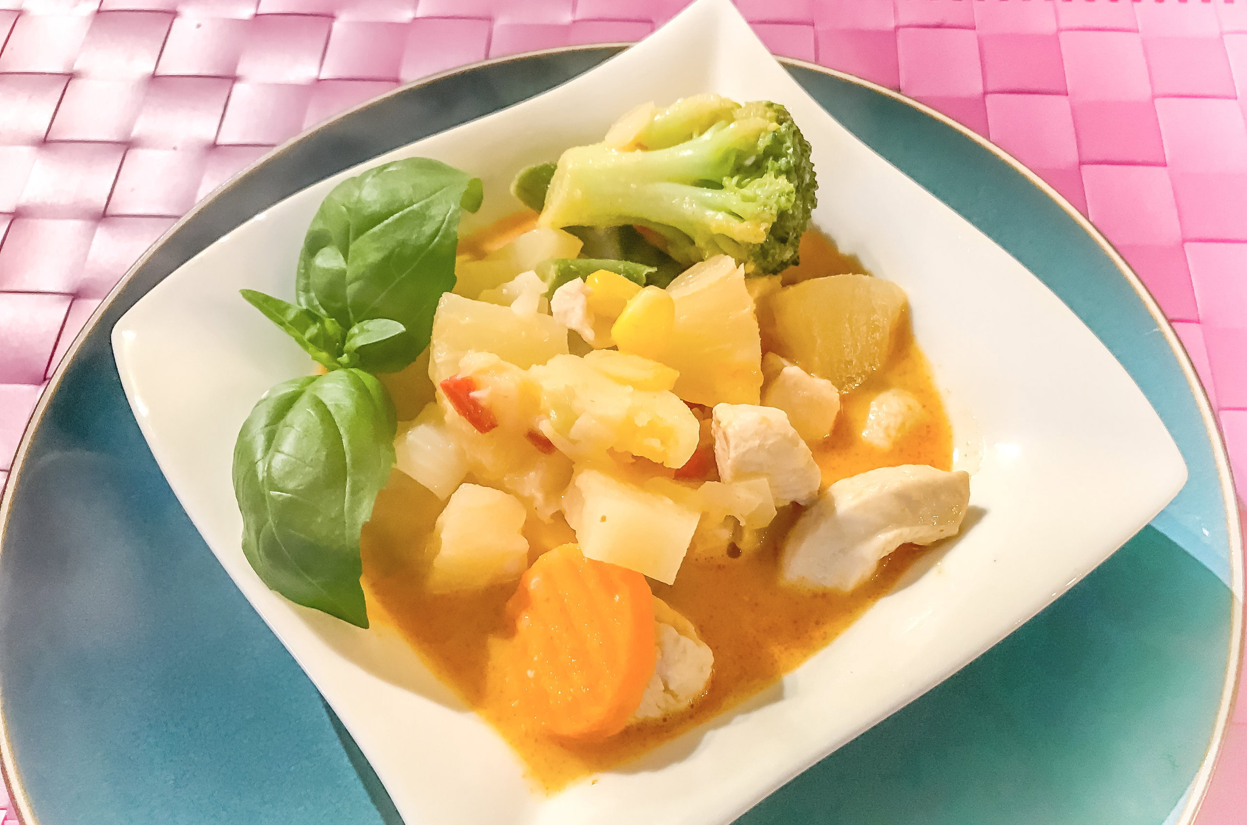 Kurczak w czerwonym curry