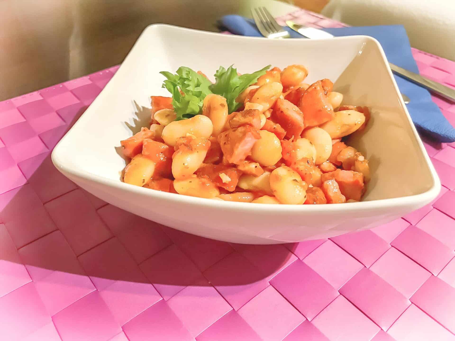 Domowa fasolka po bretońsku