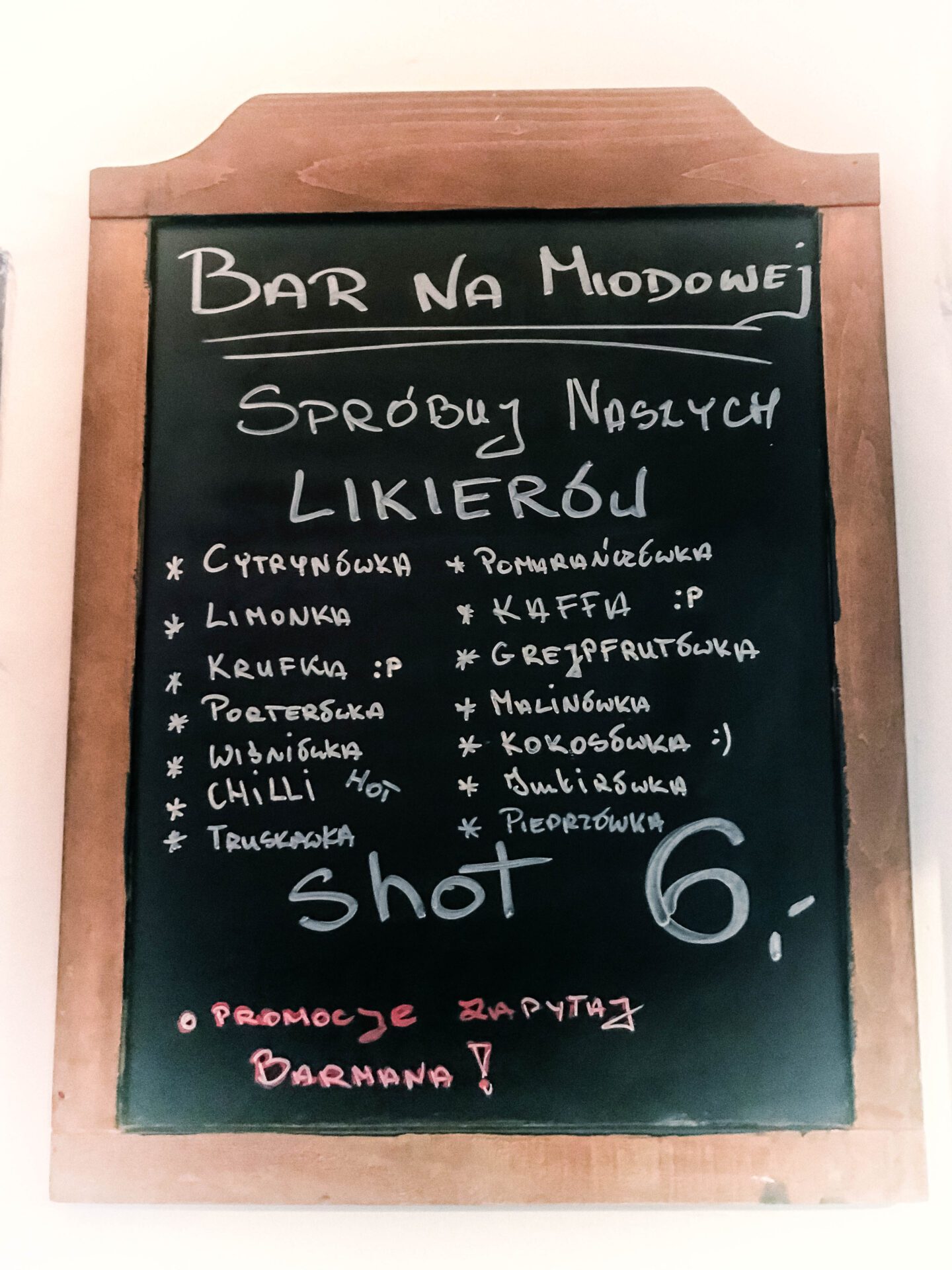 Bar Na Miodowej - pyszne domowe likiery i smaczne jedzenie
