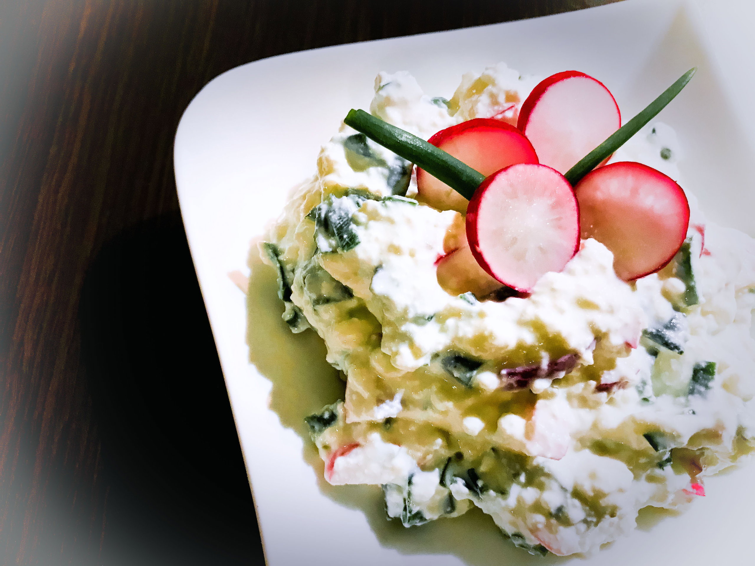 Twarożek z rzodkiewką i szczypiorkiem