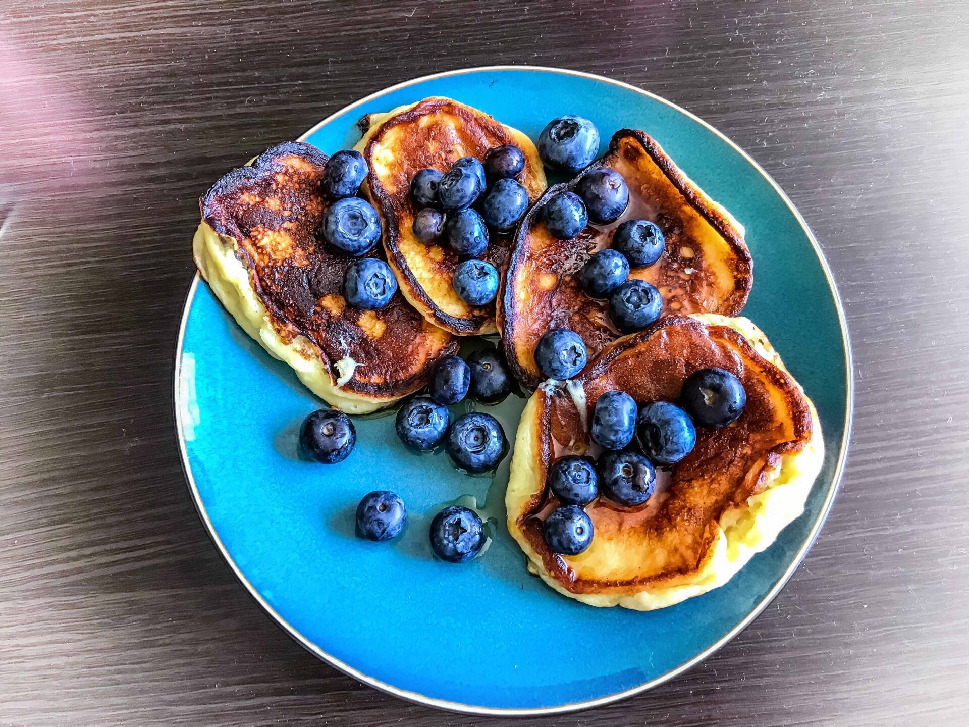 Placuszki z serkiem ricotta i borówkami 1 Placuszki z serkiem ricotta i borówkami