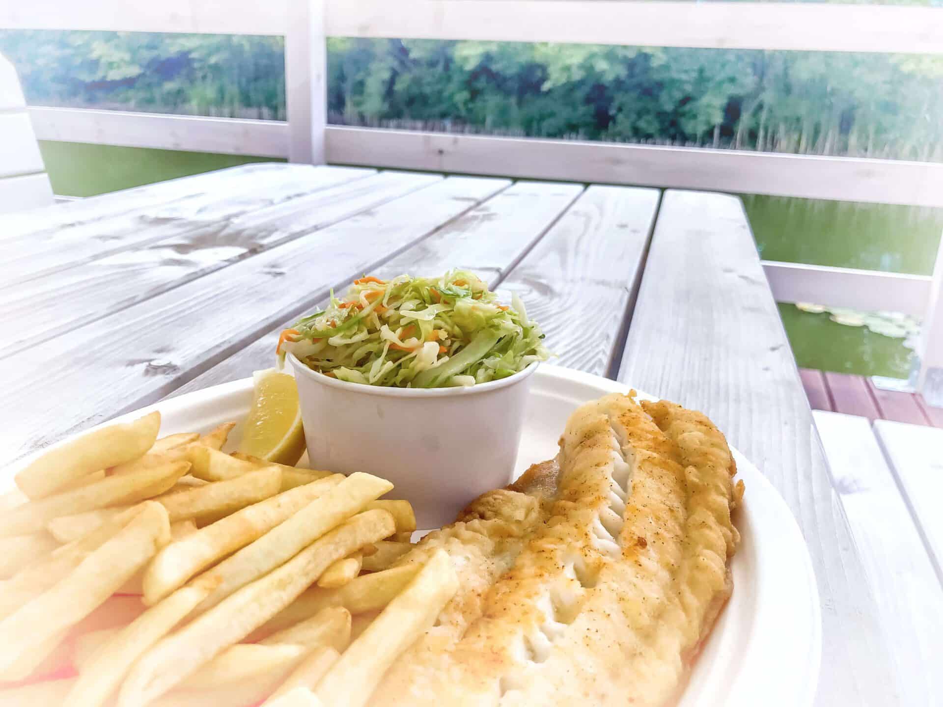 Bar Nad Stawem - smaczna rybka w Warszawie