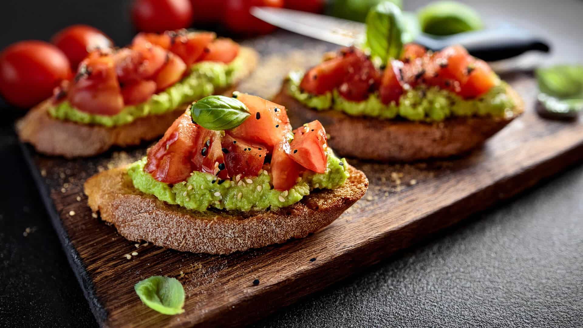 Bruschetty z awokado