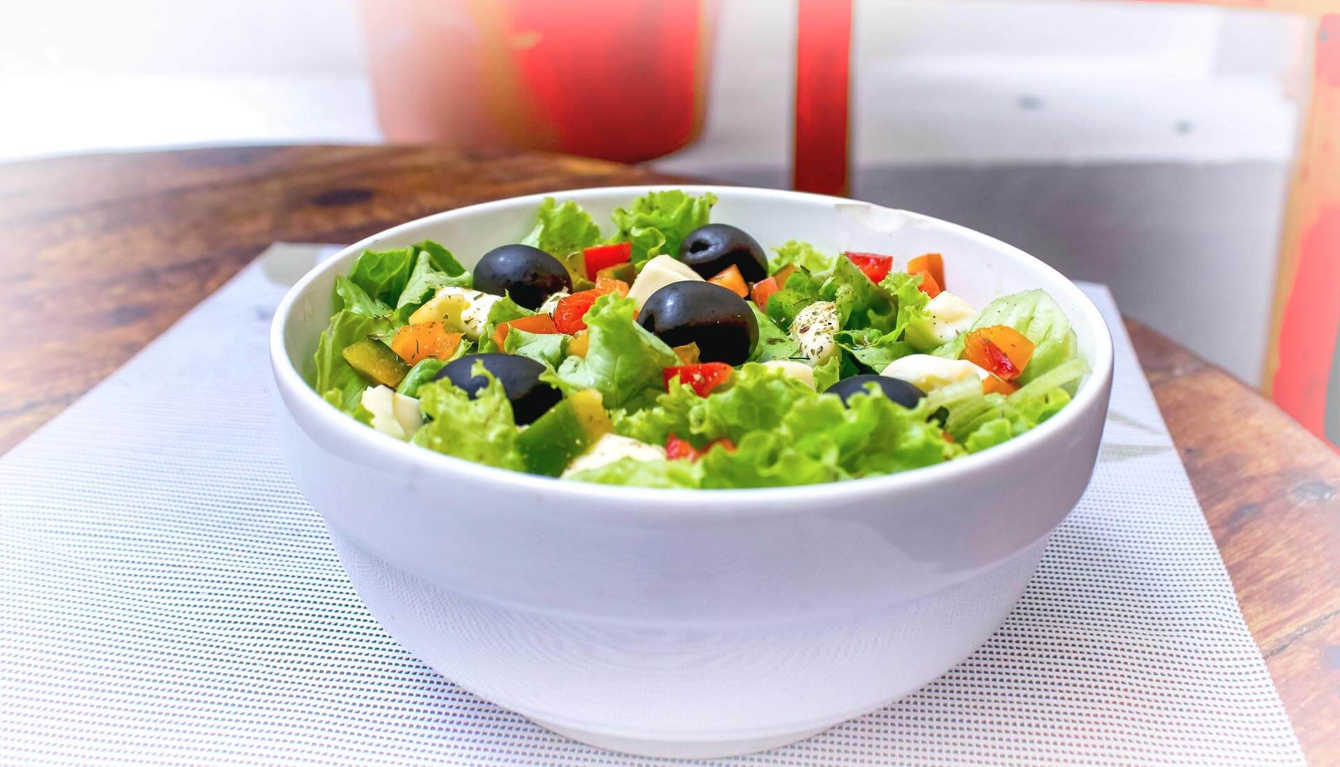 Błyskawiczna sałatka na lunch 1 Błyskawiczna sałatka na lunch