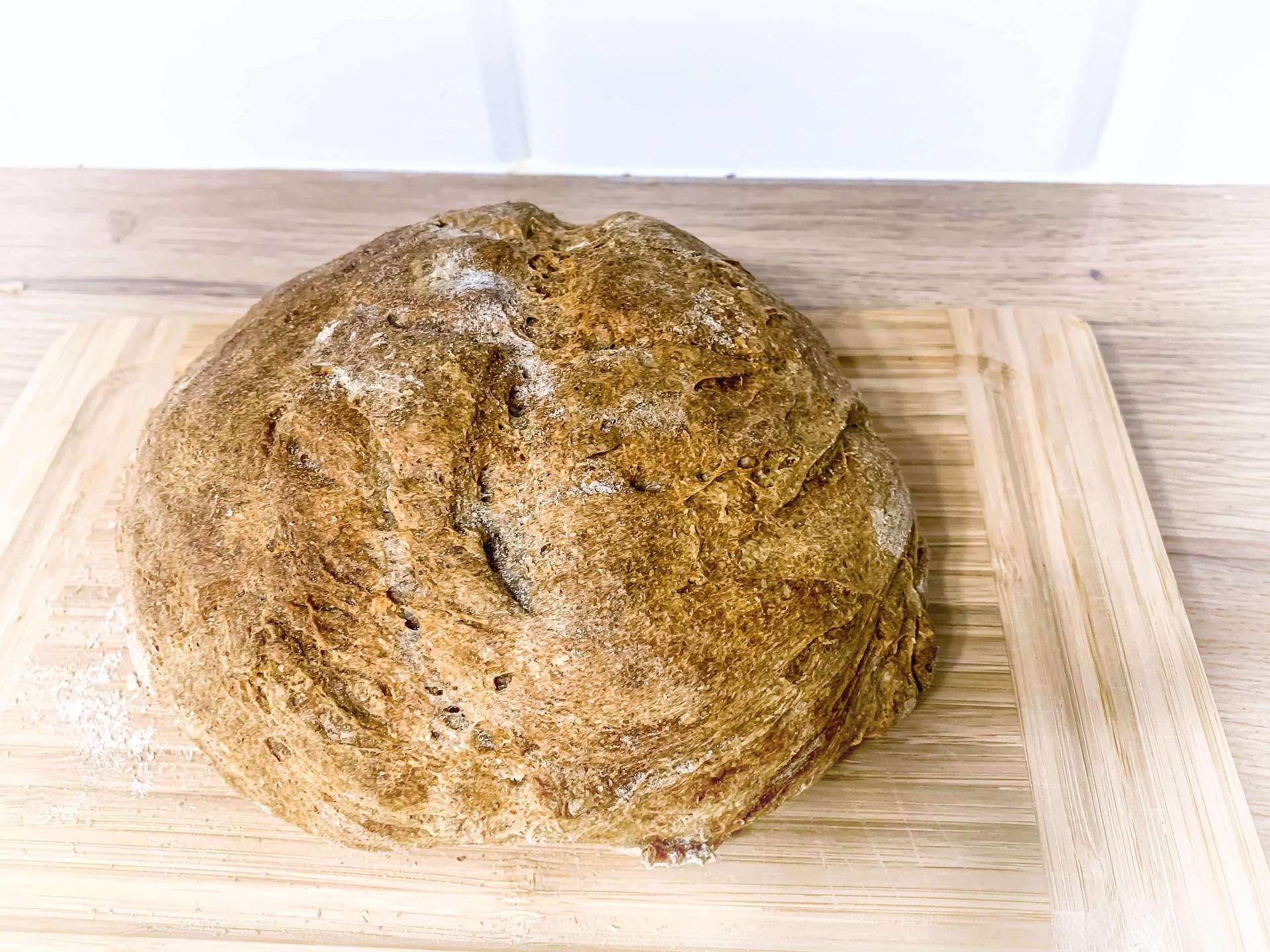 Domowy chleb pełnoziarnisty