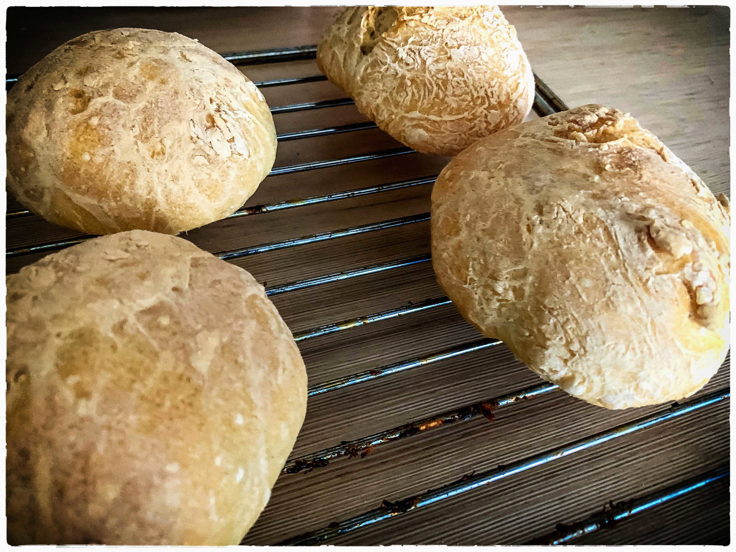 Klasyczne pszenne bułki