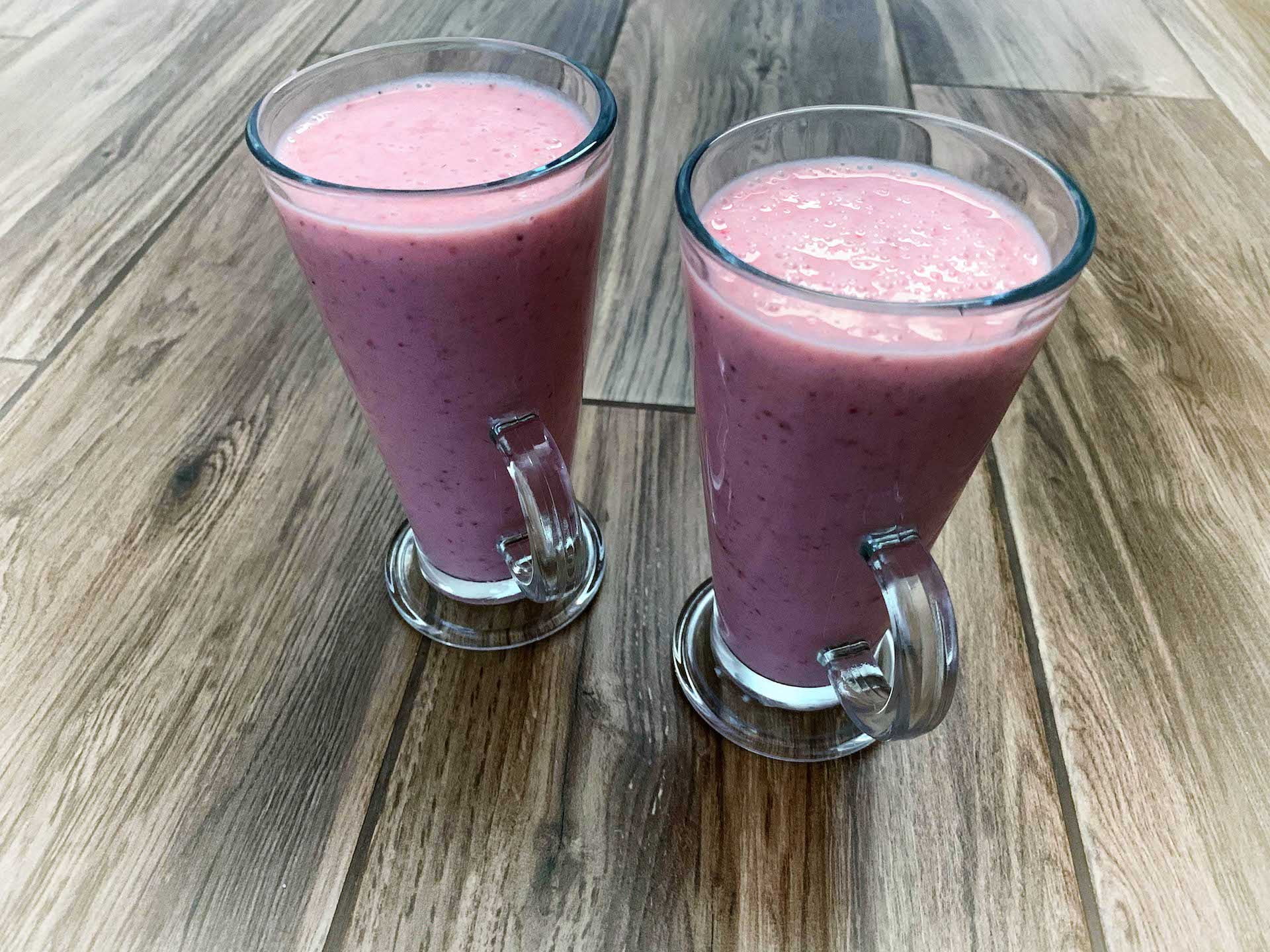 Dietetyczny koktajl truskawkowy 1 Dietetyczny koktajl truskawkowy