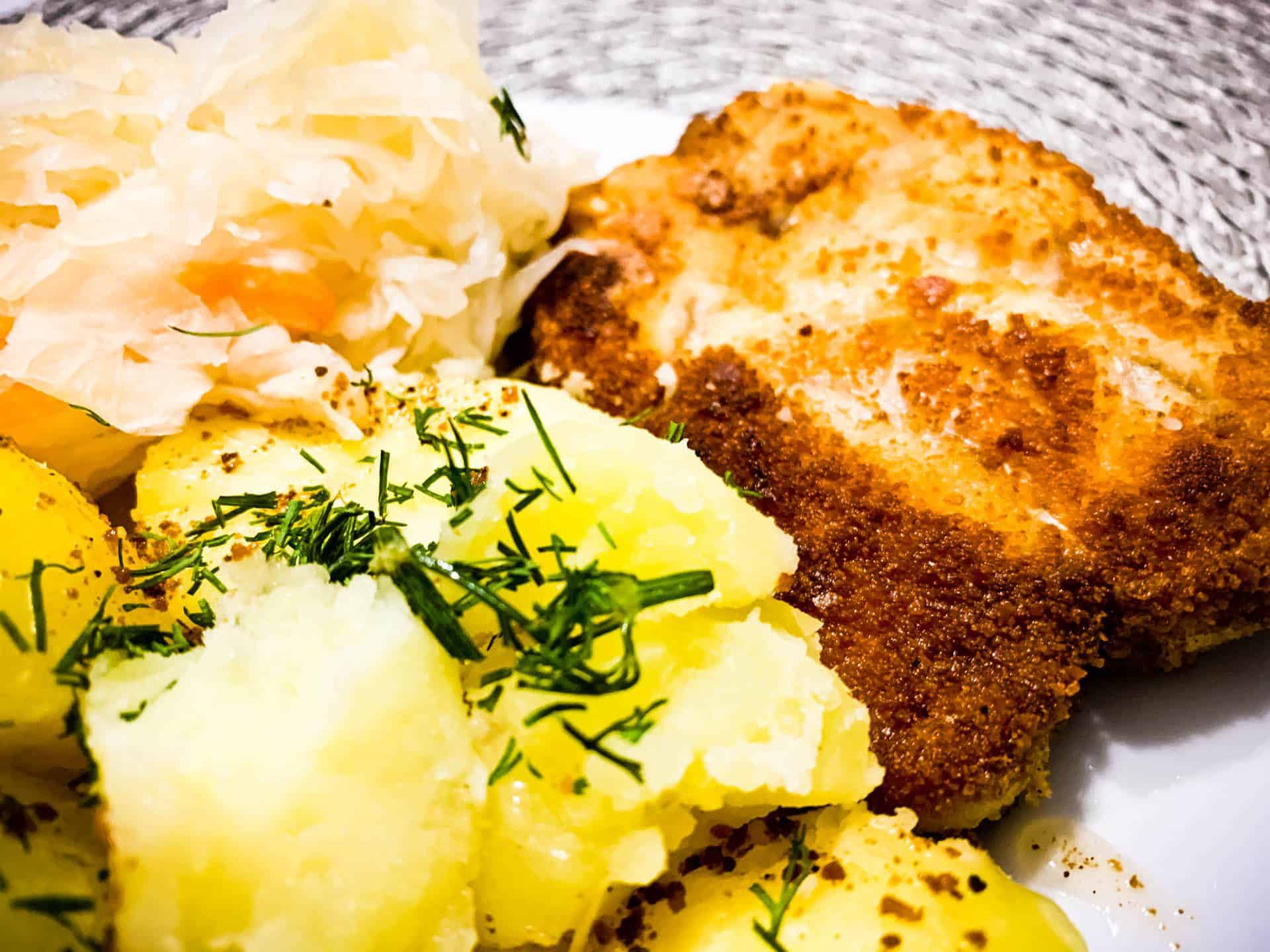 Dawne czasy - kostka rybna, ziemniaczki i kapusta