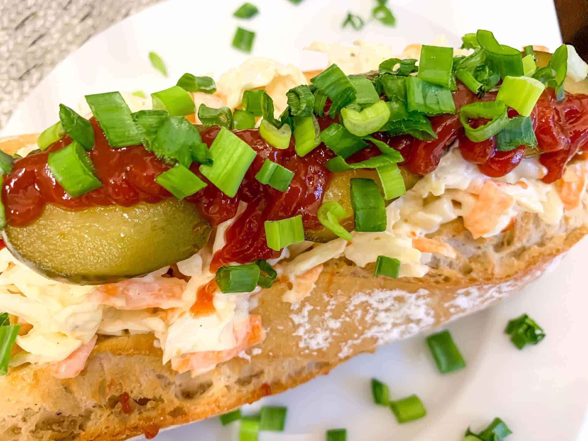 Domowa wersja hot doga
