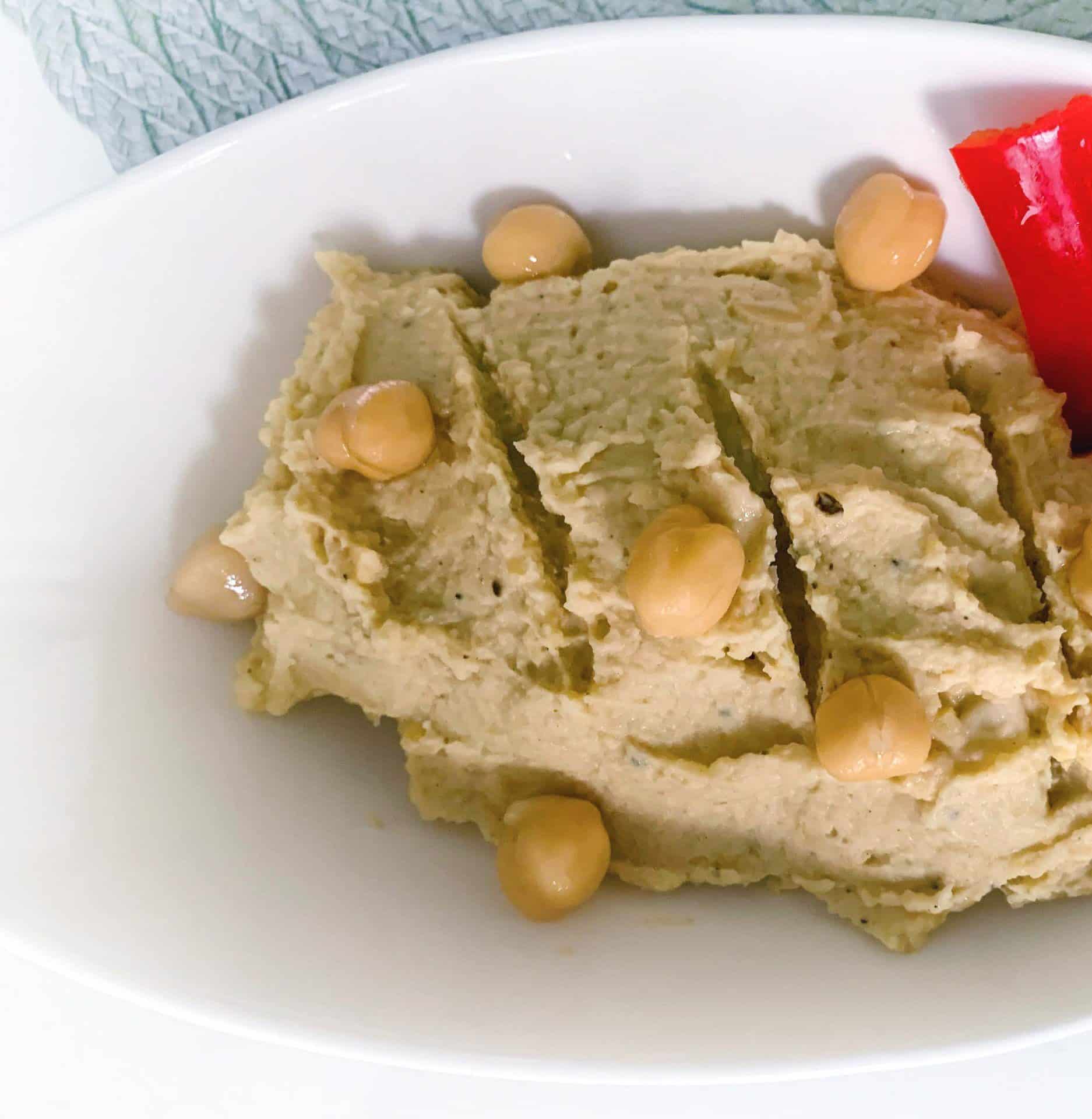 Klasyczny hummus
