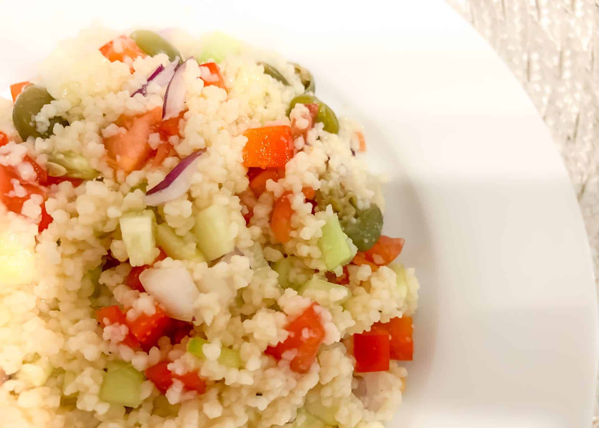 Sałatka z kaparami i papryką