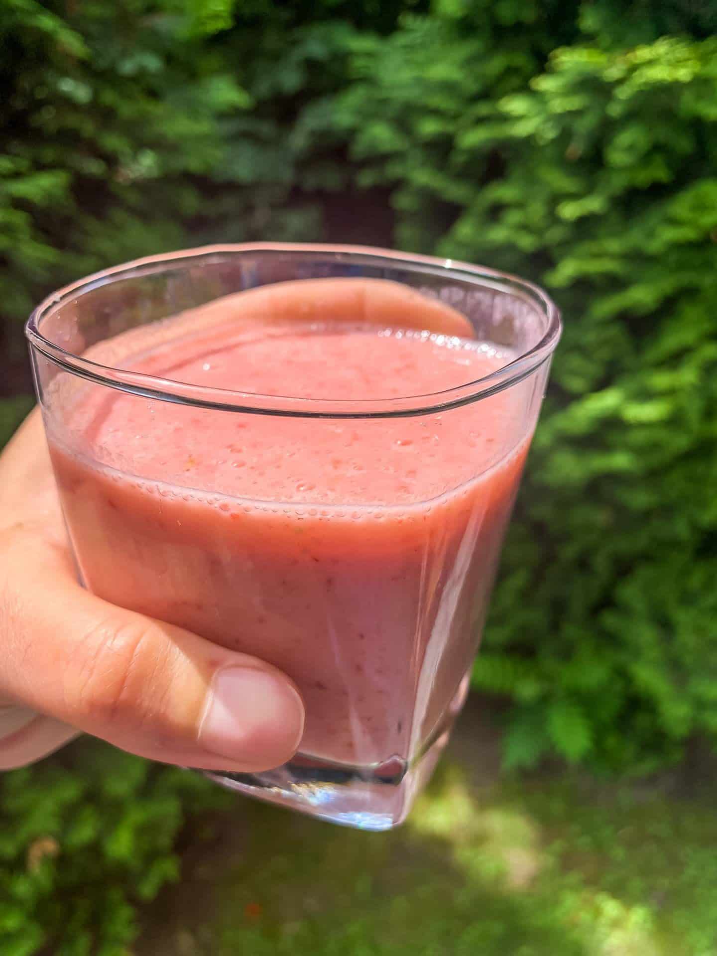 Truskawkowy koktajl orzeźwiający