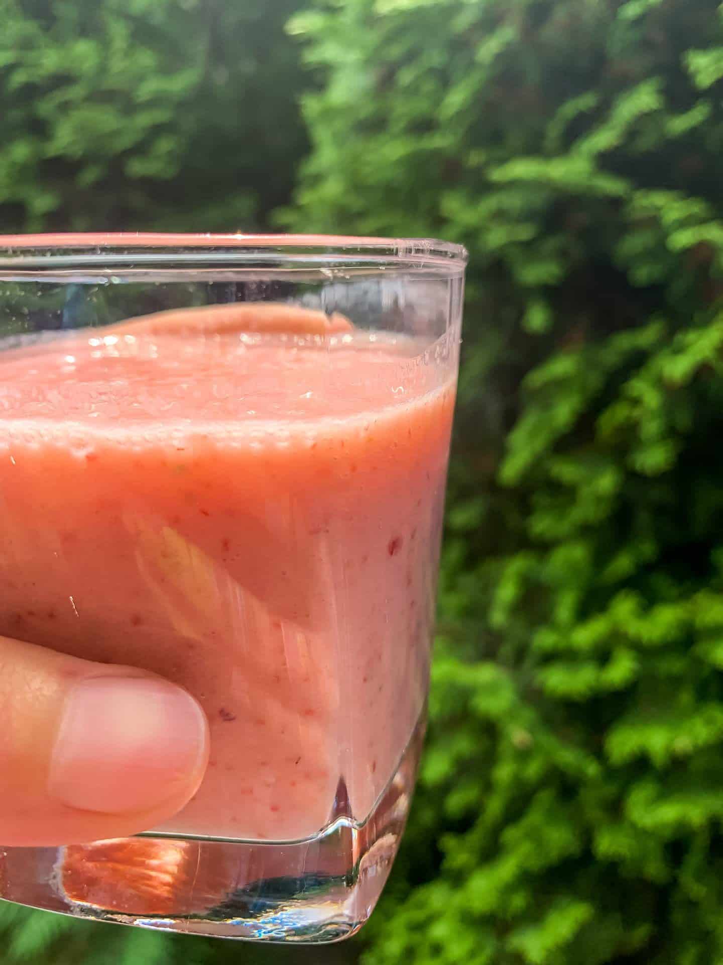 Truskawkowy koktajl orzeźwiający