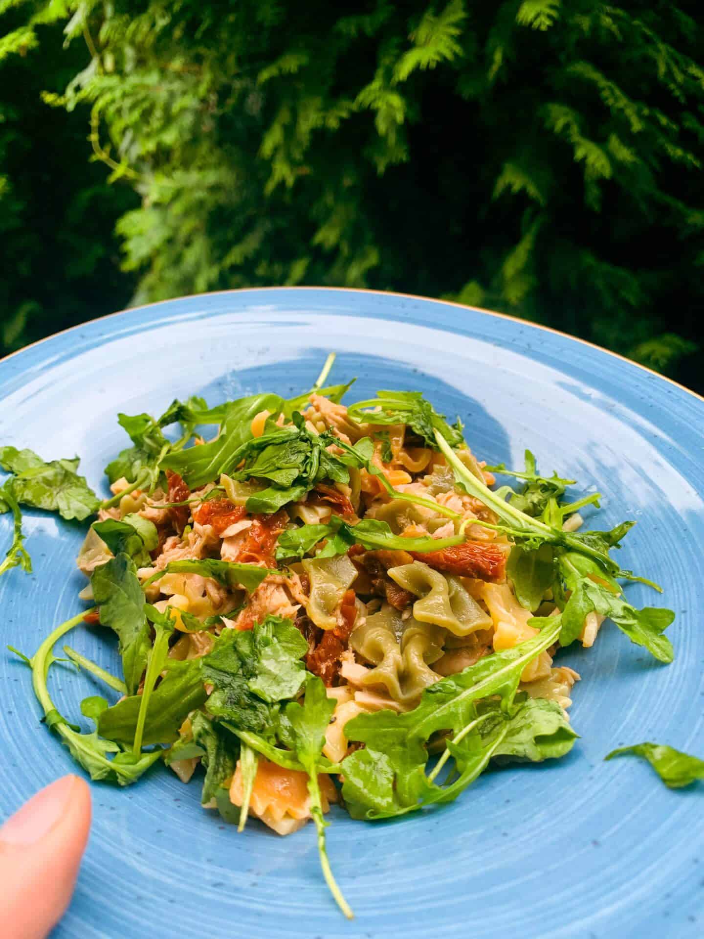 Makaron z suszonymi pomidorami i tuńczykiem