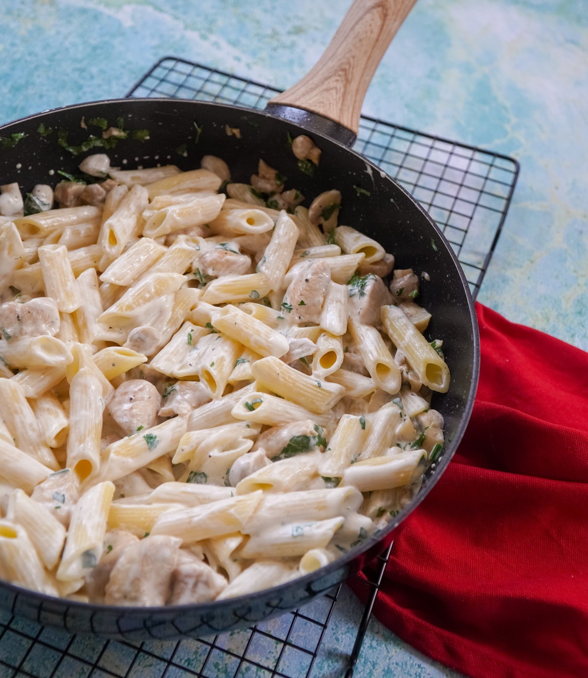 Makaron z serkiem topionym