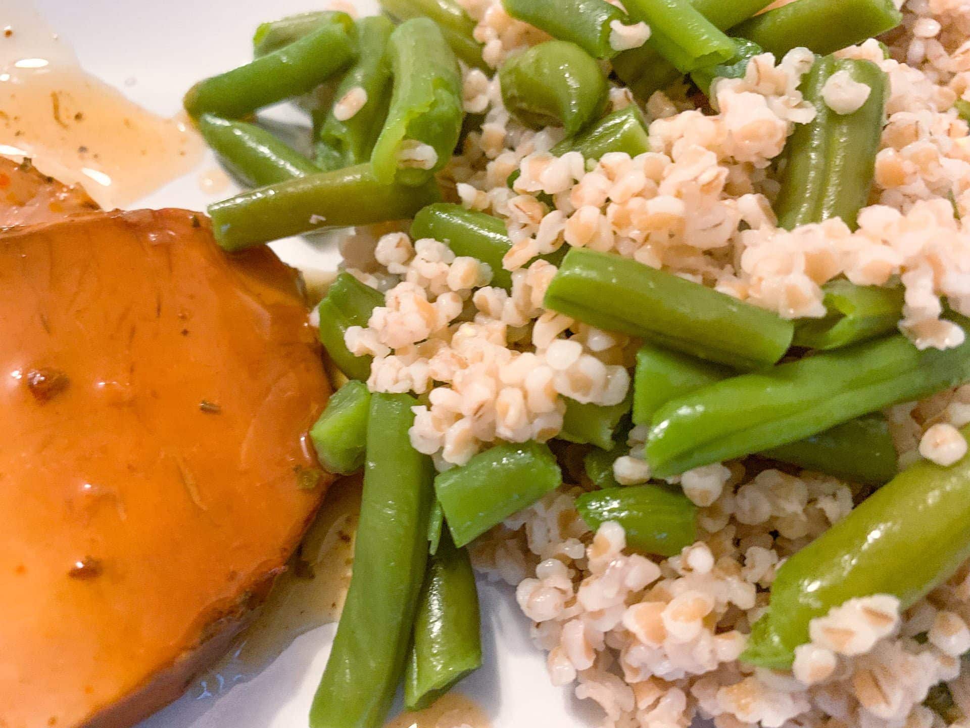 Schab w sosie orzechowym