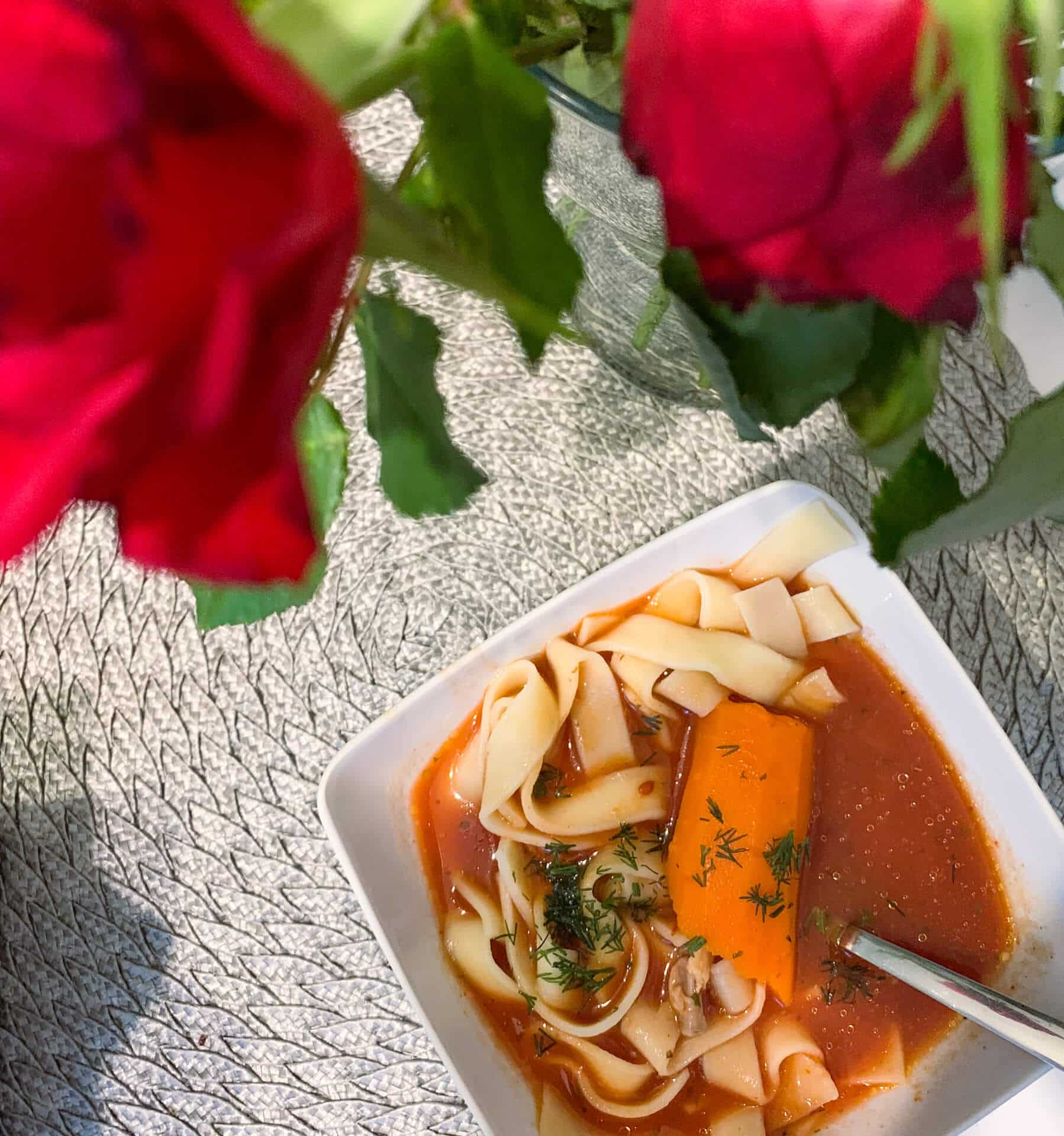 Szybka zupa pomidorowa