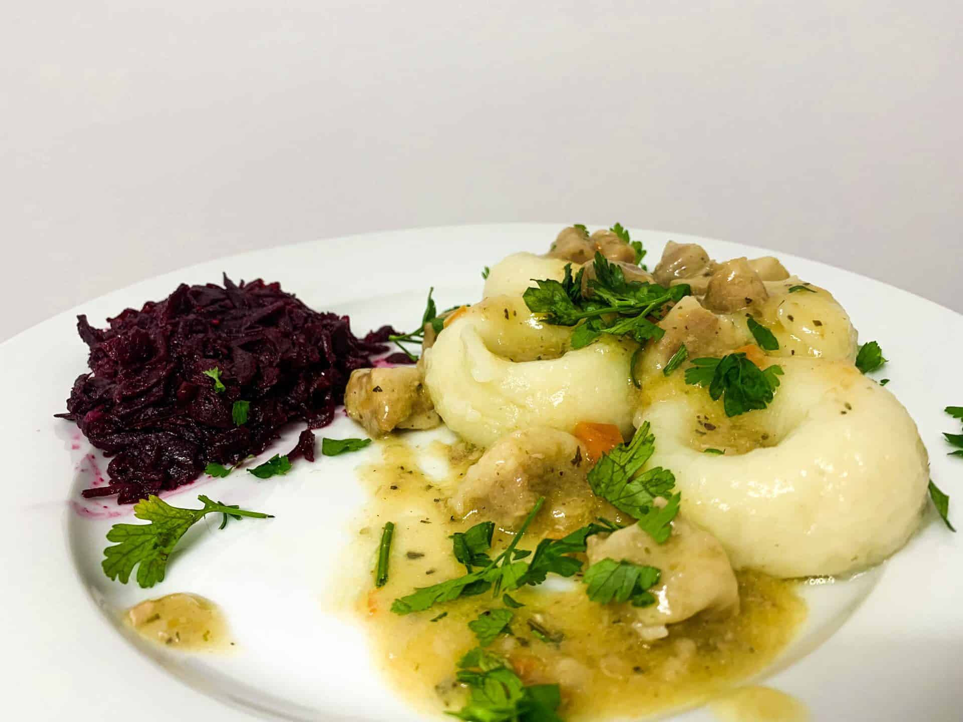 Domowy gulasz z szynki