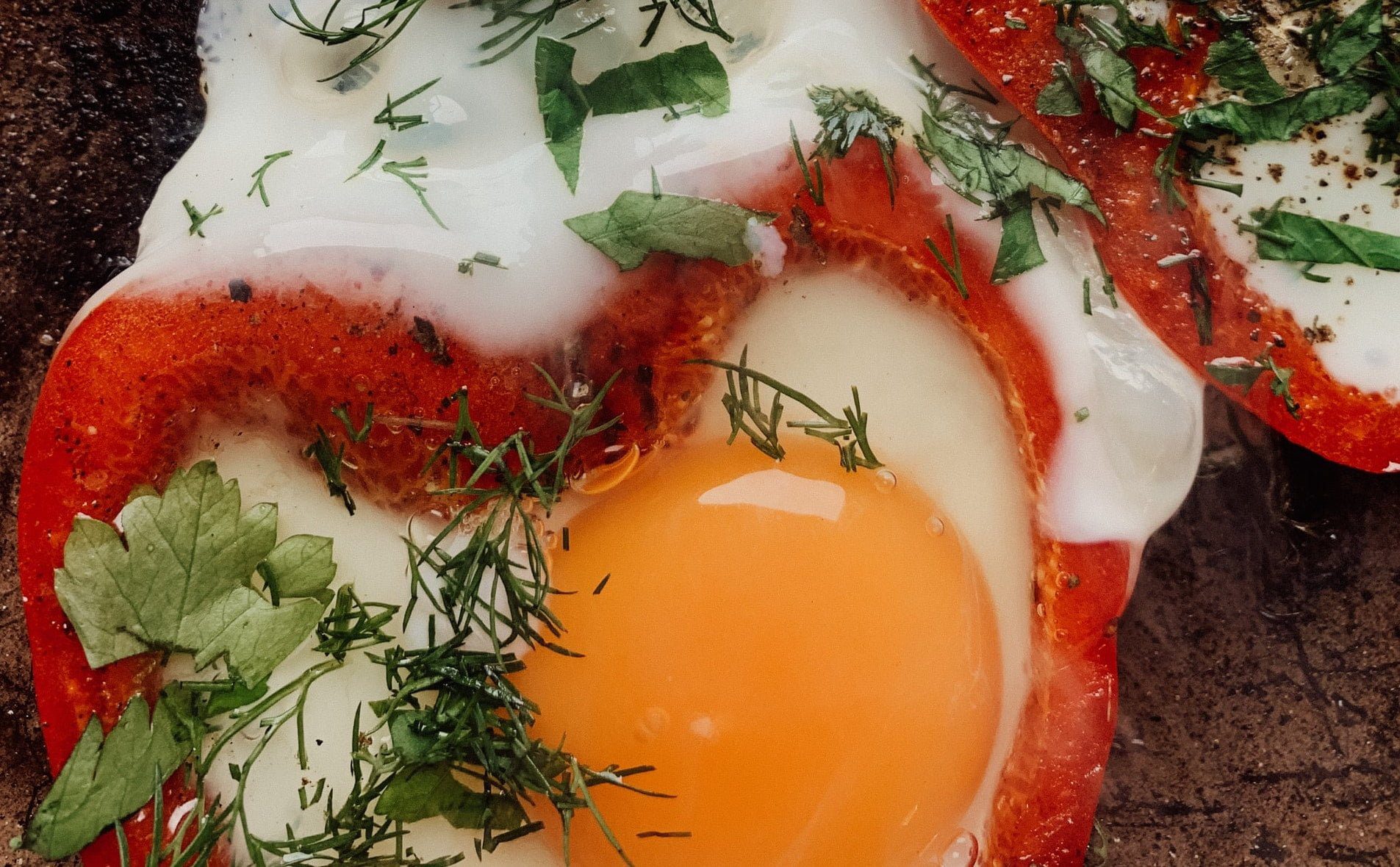 Jajko sadzone w papryce