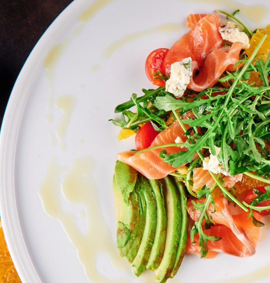 Sałatka z łososiem i pomarańczami