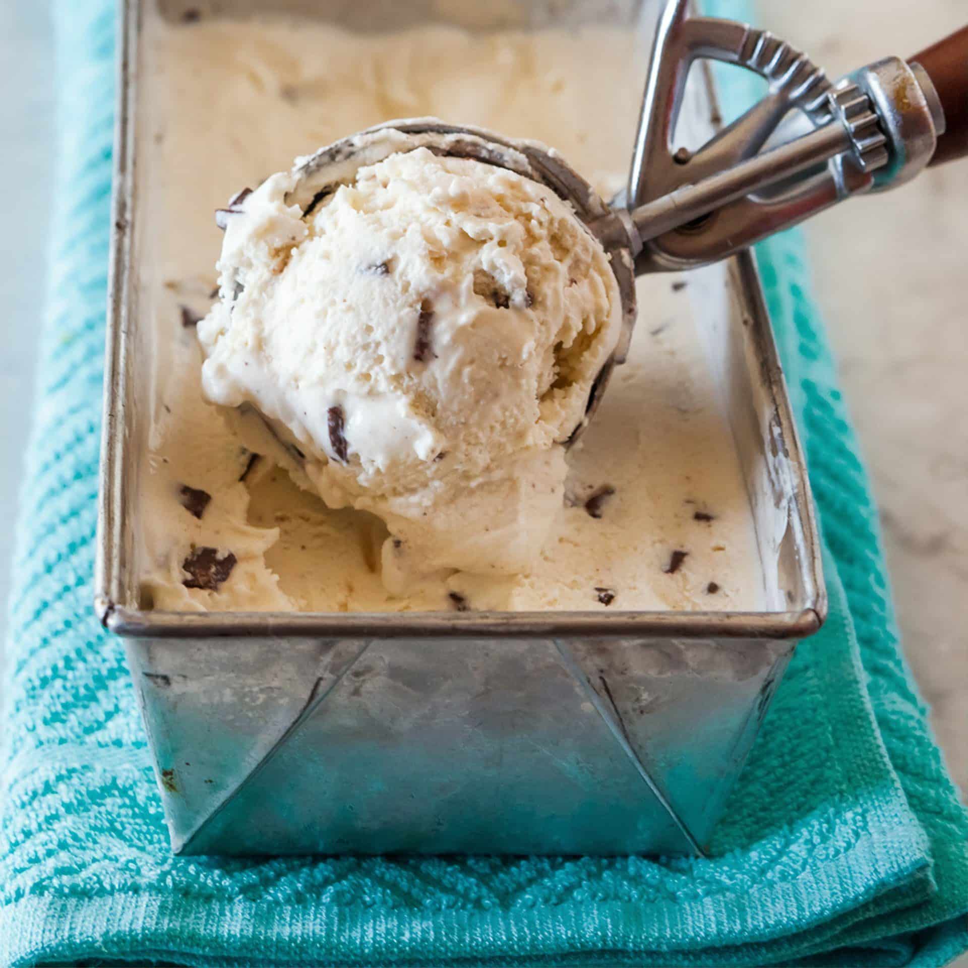 Domowe lody straciatella