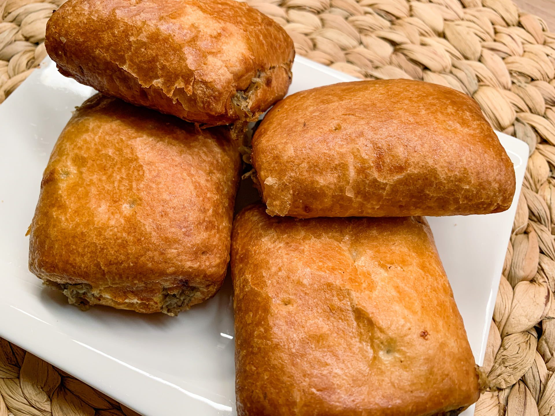 Paszteciki z kapustą i grzybami