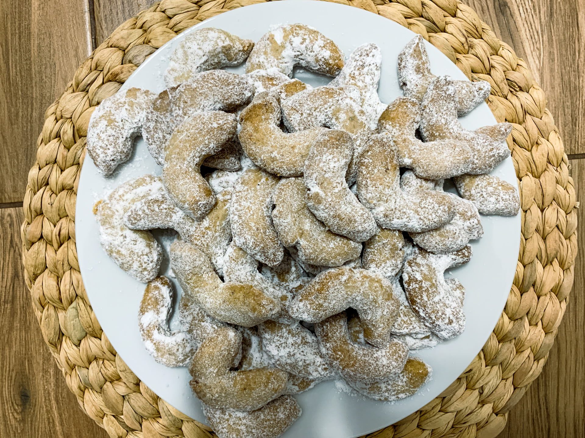 Austriackie ciasteczka bożonarodzeniowe - Vanillenkipferl