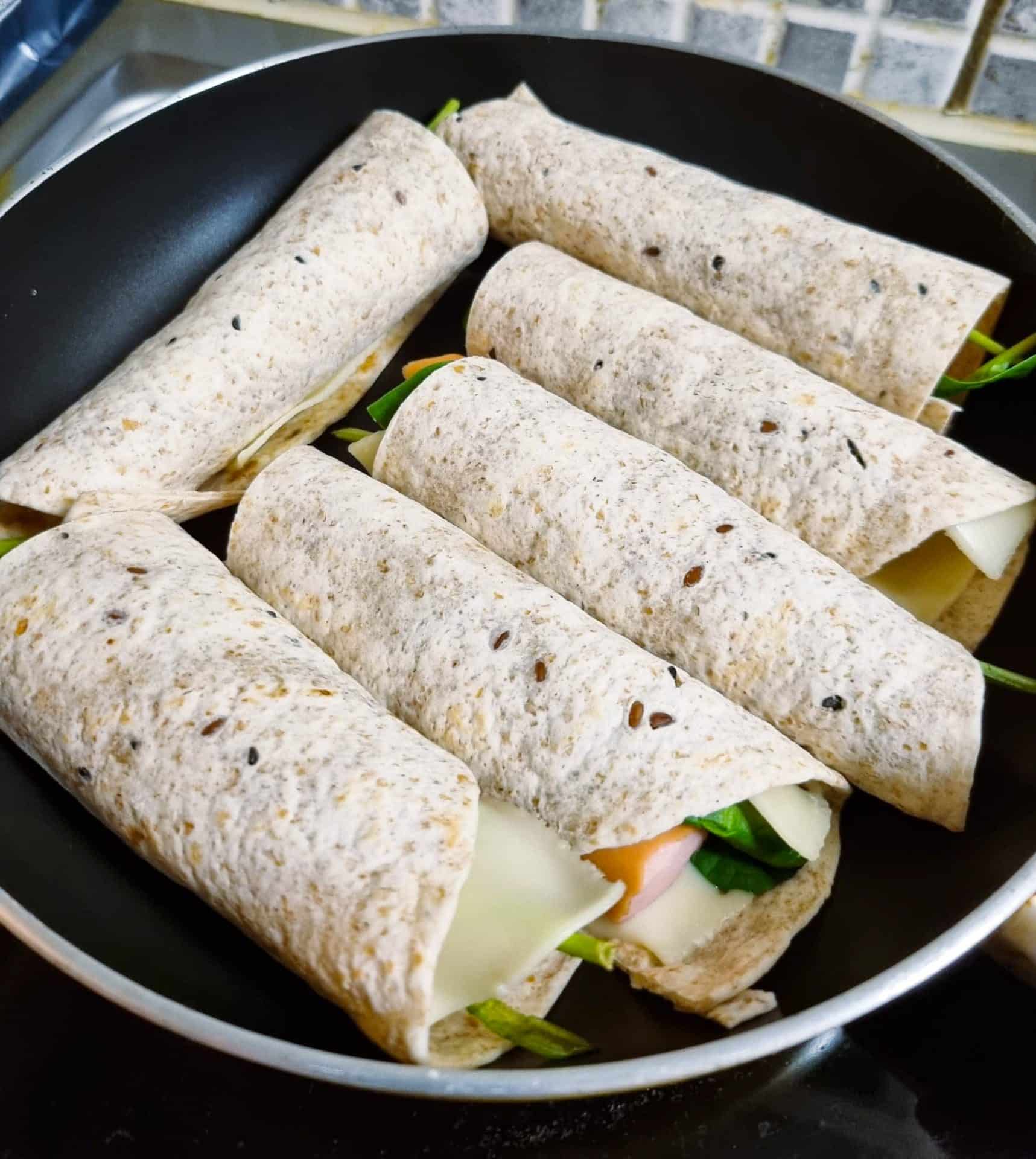 Tortille z parówką