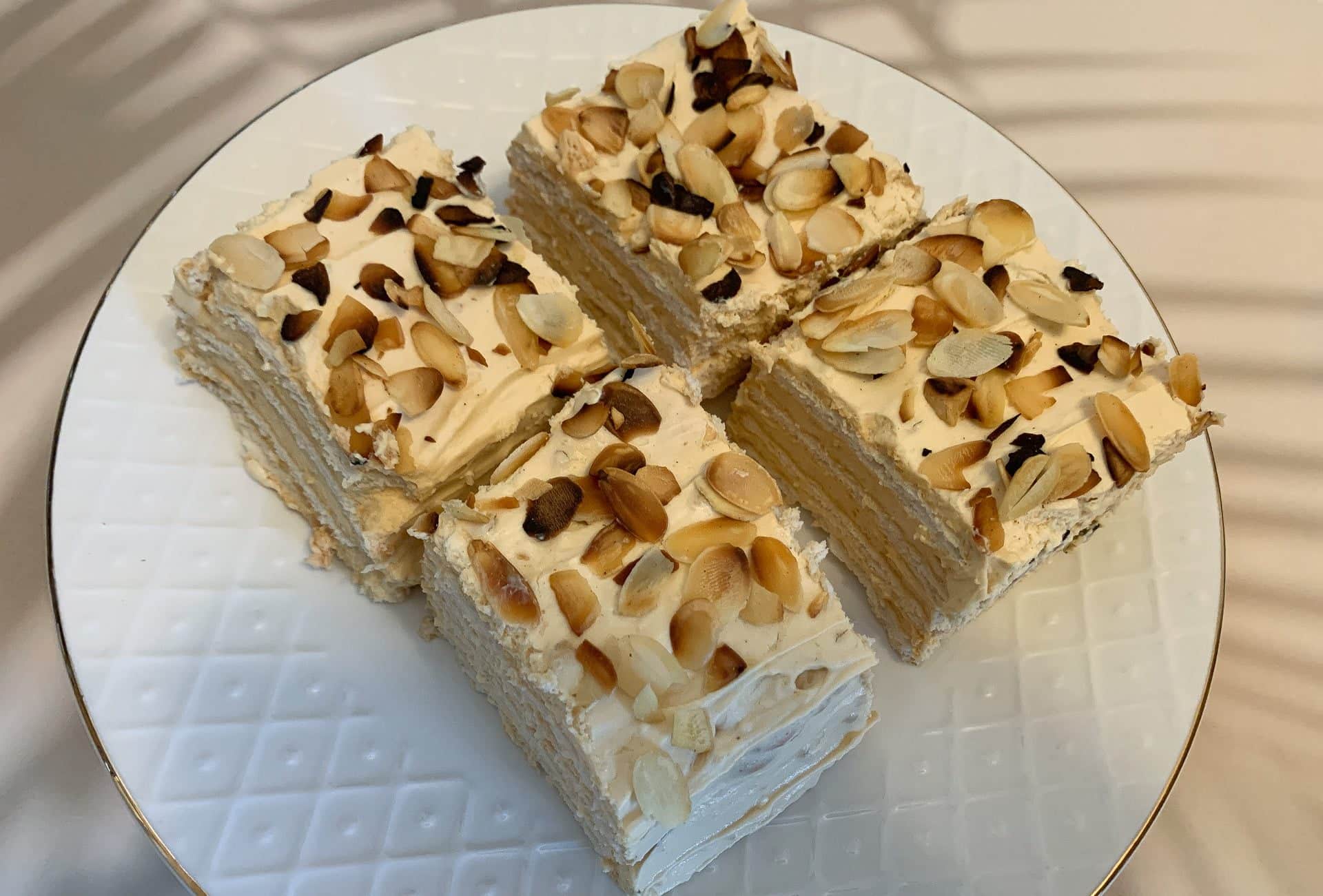 Ciasto z chałwą bez pieczenia