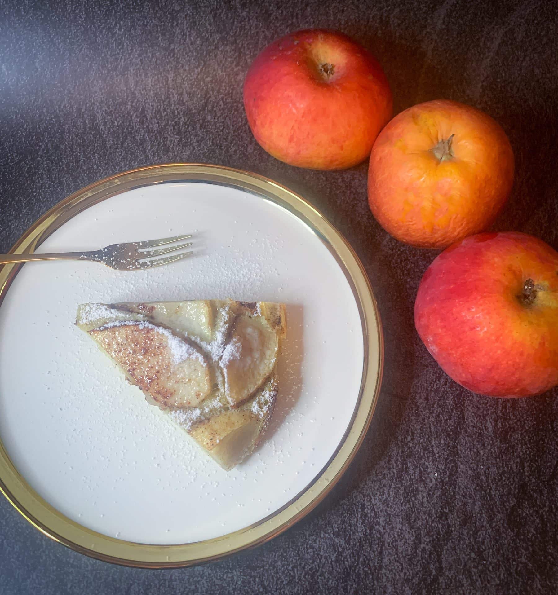 Bezglutenowe ciasto kokosowe z jabłkami