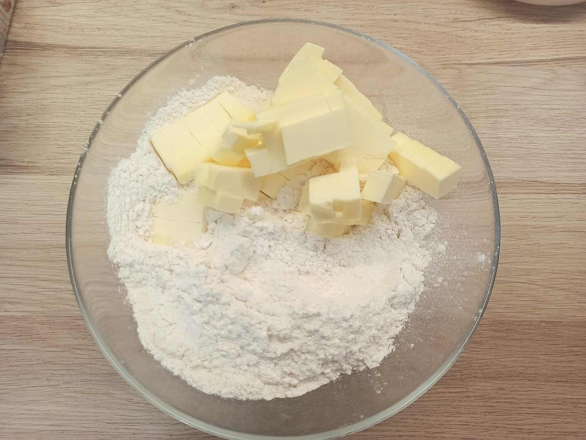 Mazurek na kruchym cieście przepis