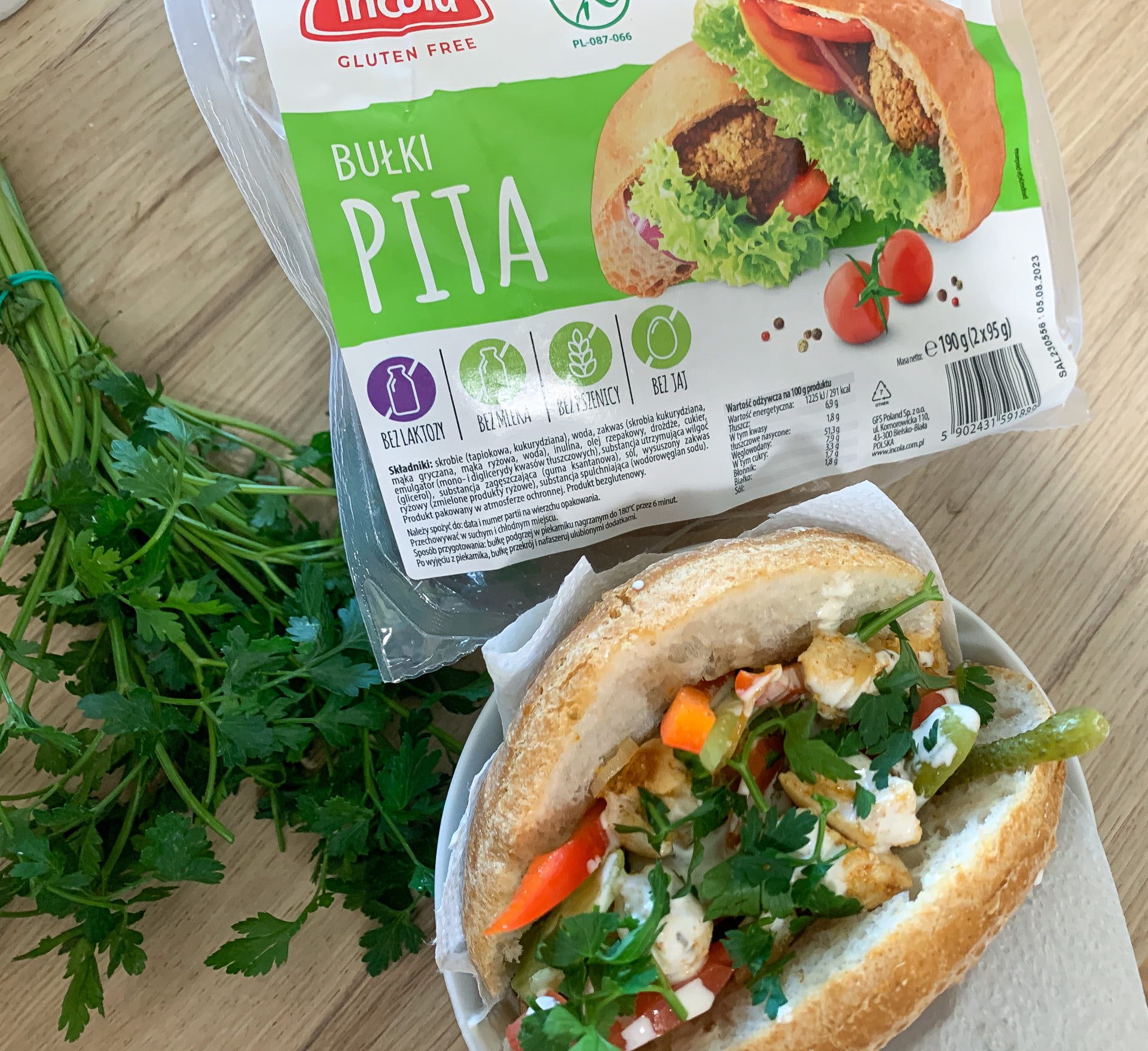 Bezglutenowa pita z kurczakiem