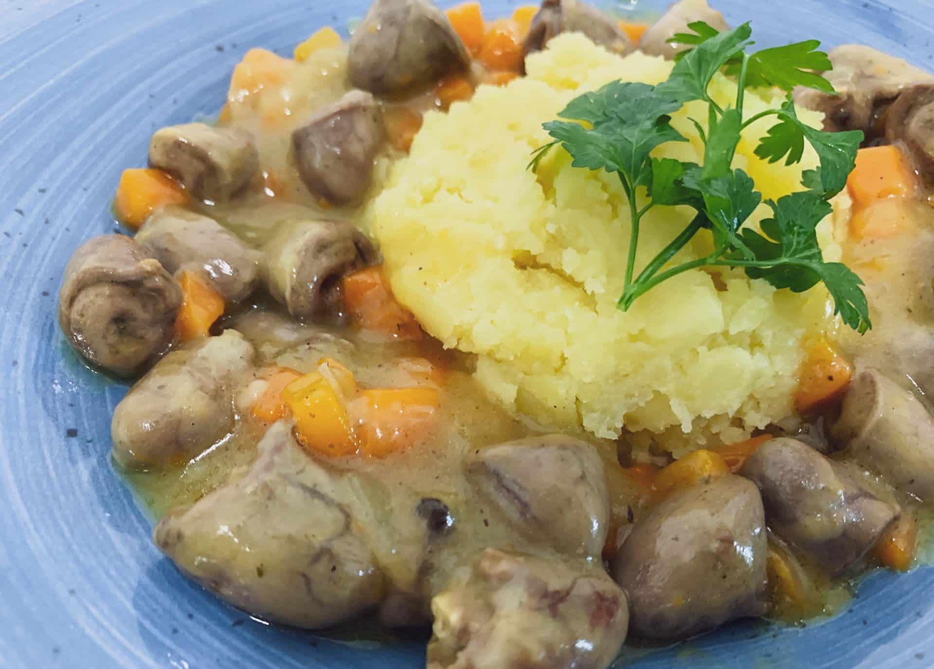 Gulasz z serc drobiowych