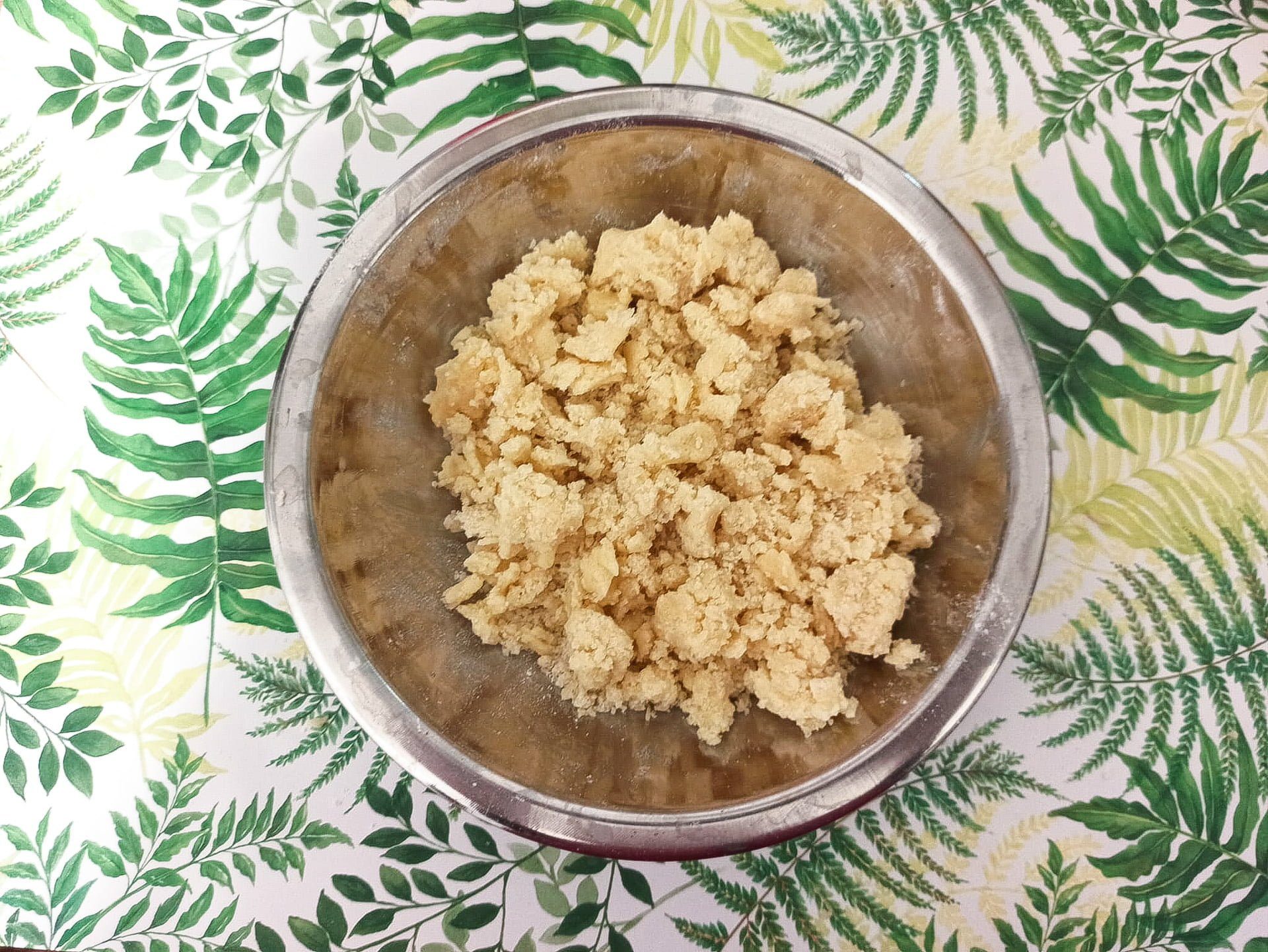 Strucla z rabarbarem