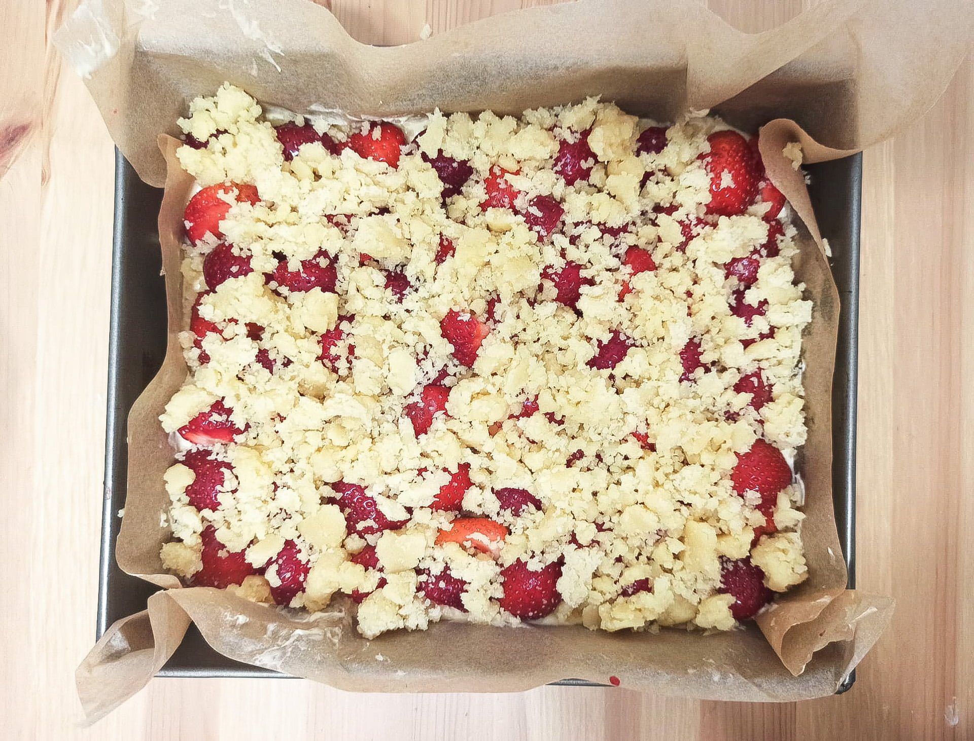 Ciasto ucierane z truskawkami