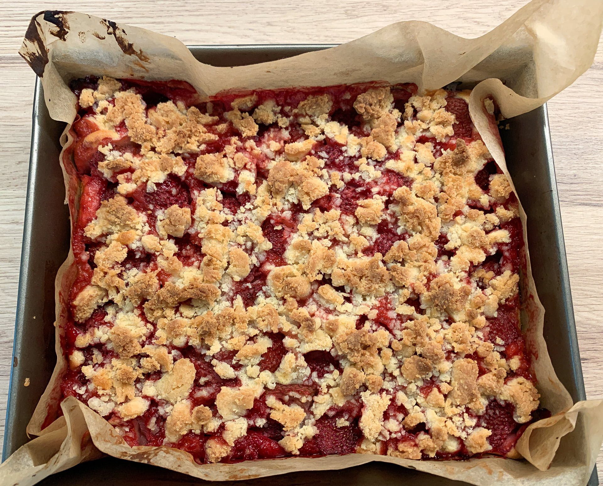 Ciasto ucierane z truskawkami