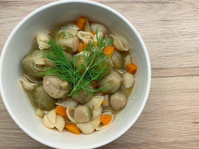 Zupa brukselkowa