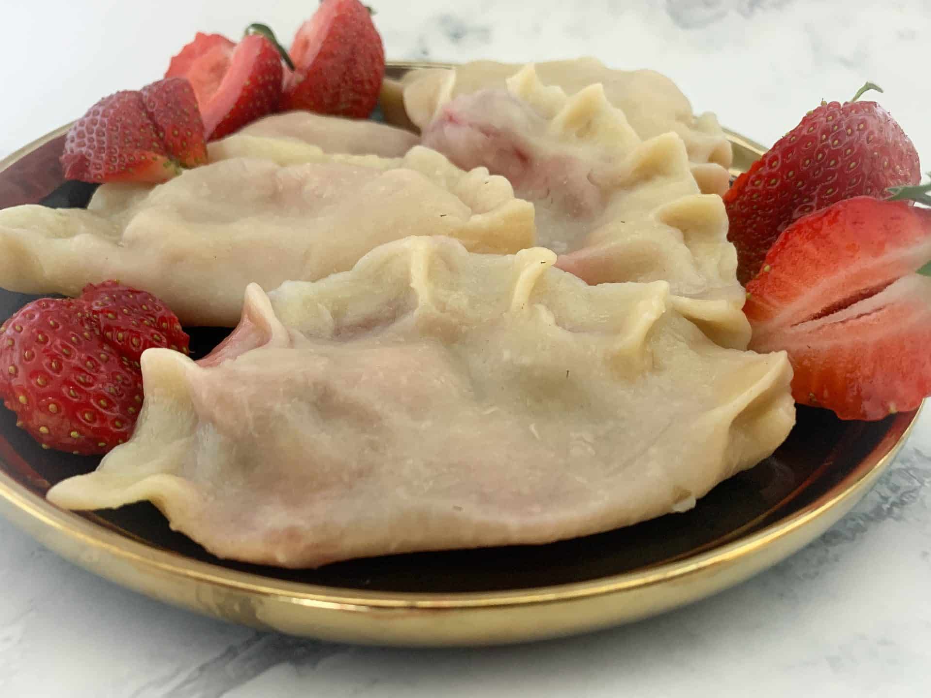 Pierogi z truskawkami