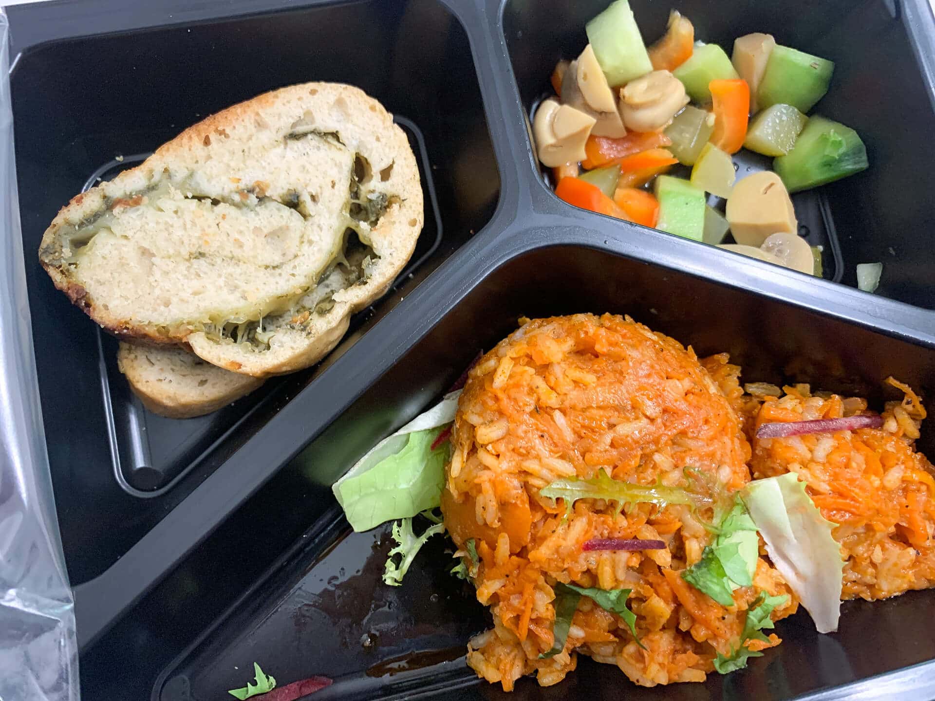 Catering dietetyczny: dlaczego warto skorzystać z niego w dzisiejszych czasach?