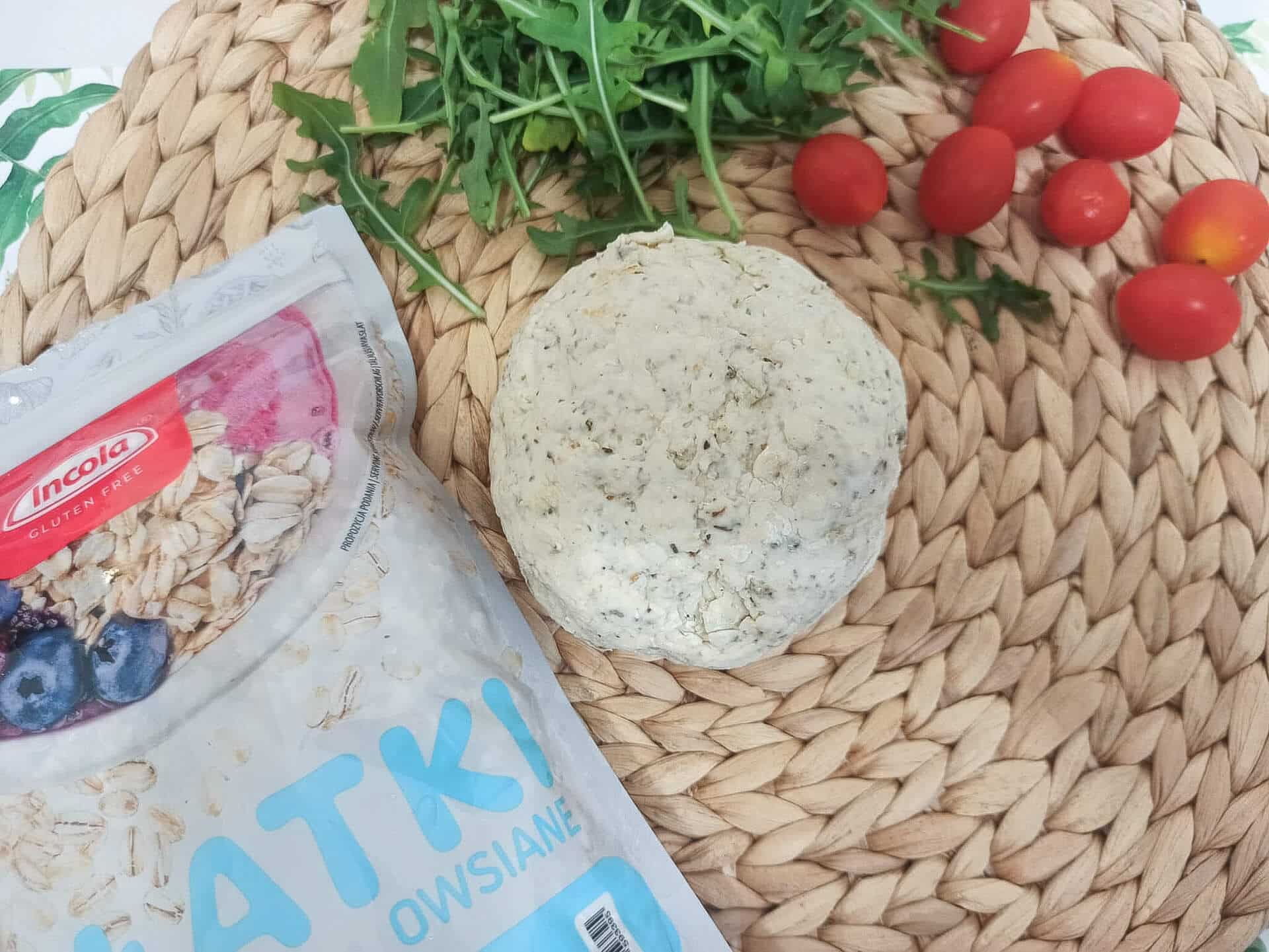 Pizza z płatków owsianych - Pizza prosciutto crudo e rucola