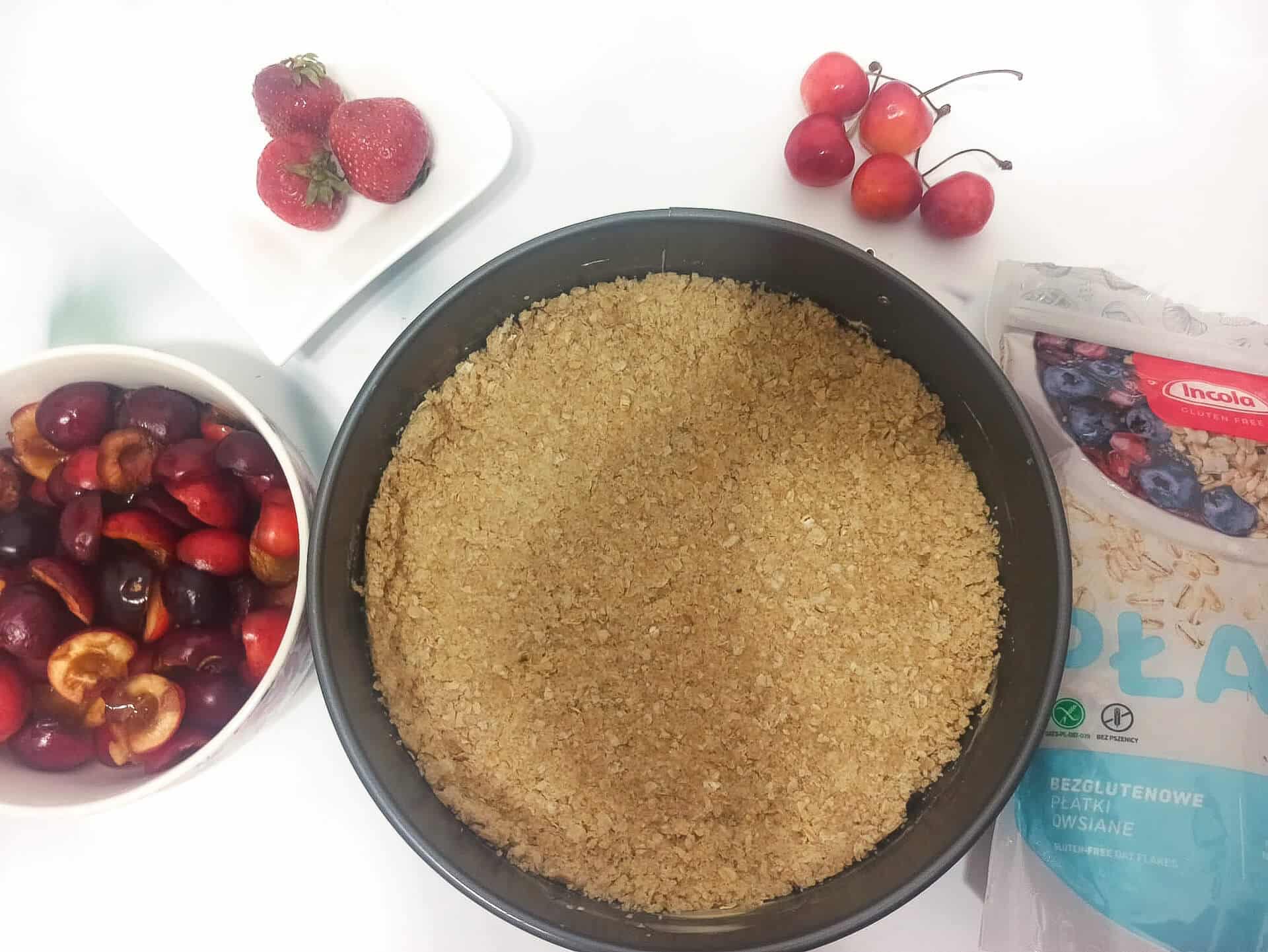 Ciasto owsiane z owocami