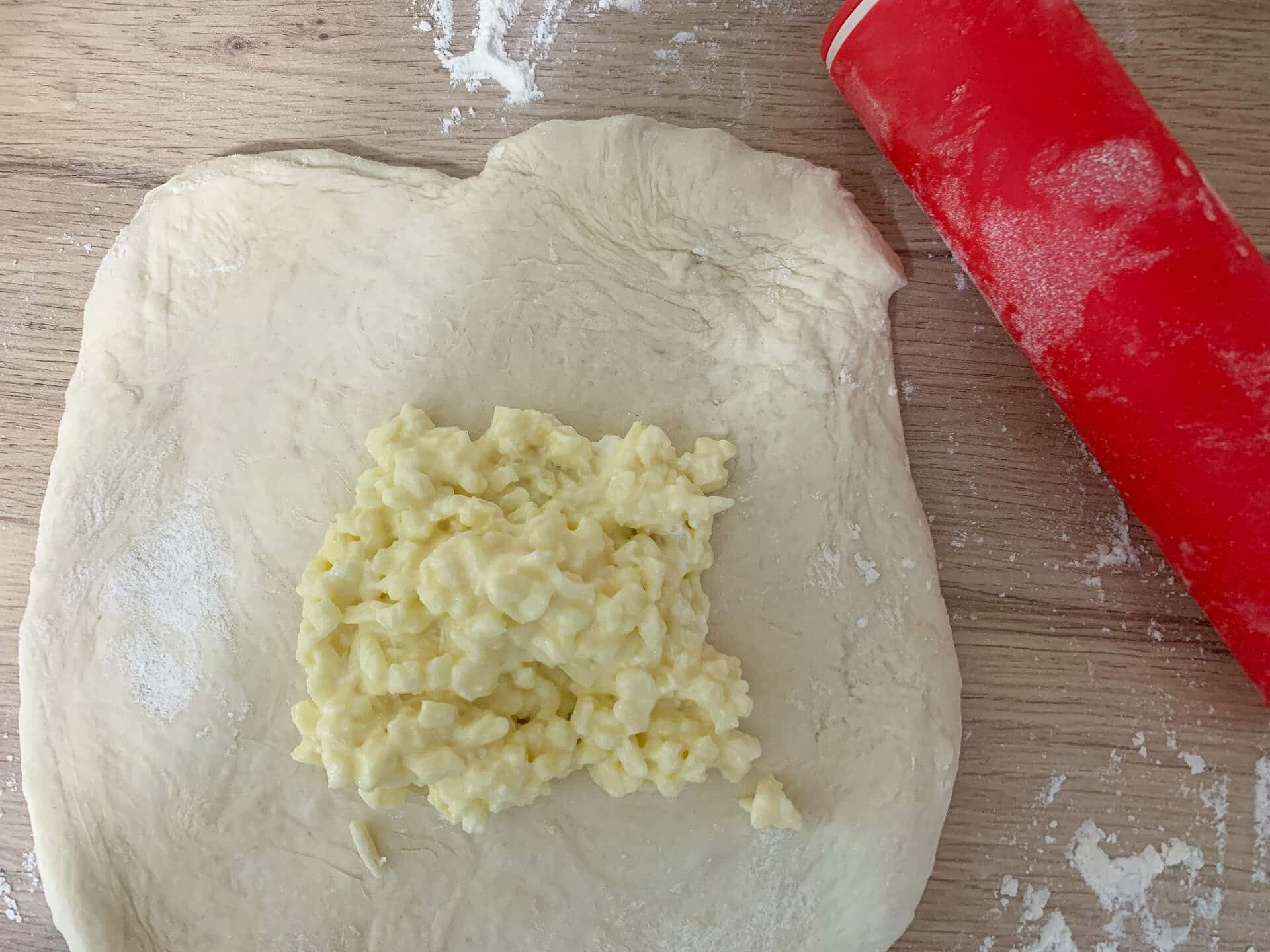 Chaczapuri Imeruli: Tradycyjne gruzińskie danie 4 Chaczapuri Imeruli: Tradycyjne gruzińskie danie