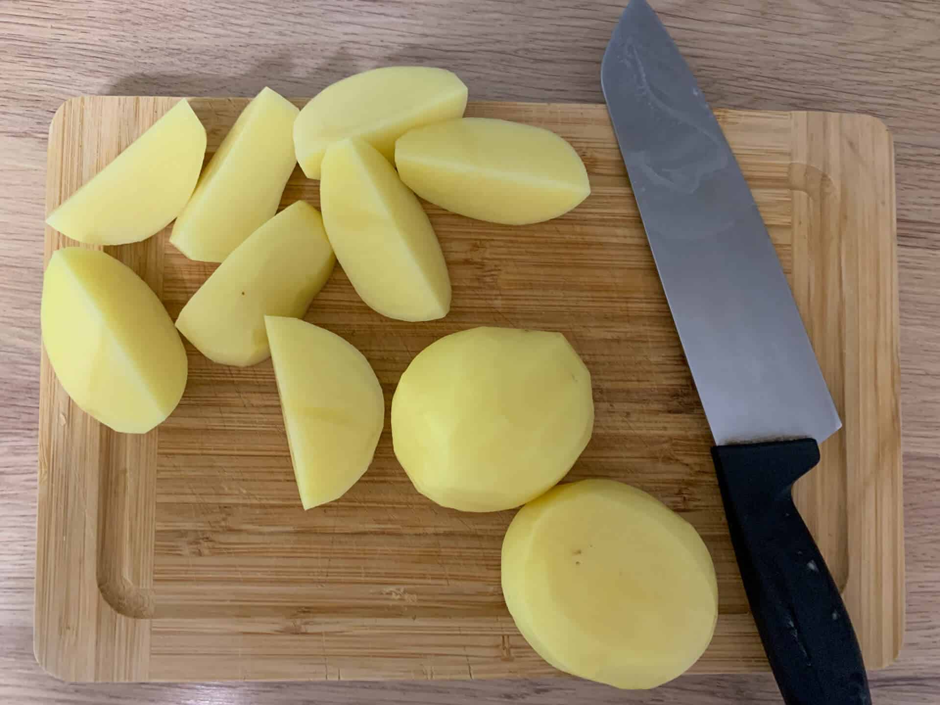 Pieczone ziemniaki z czosnkiem i tymiankiem