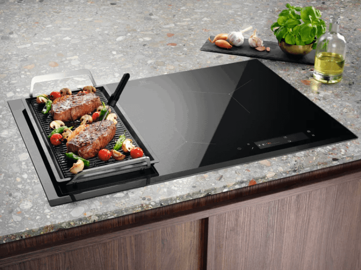 Czy wiesz, jak działa zasilanie płyty indukcyjnej?