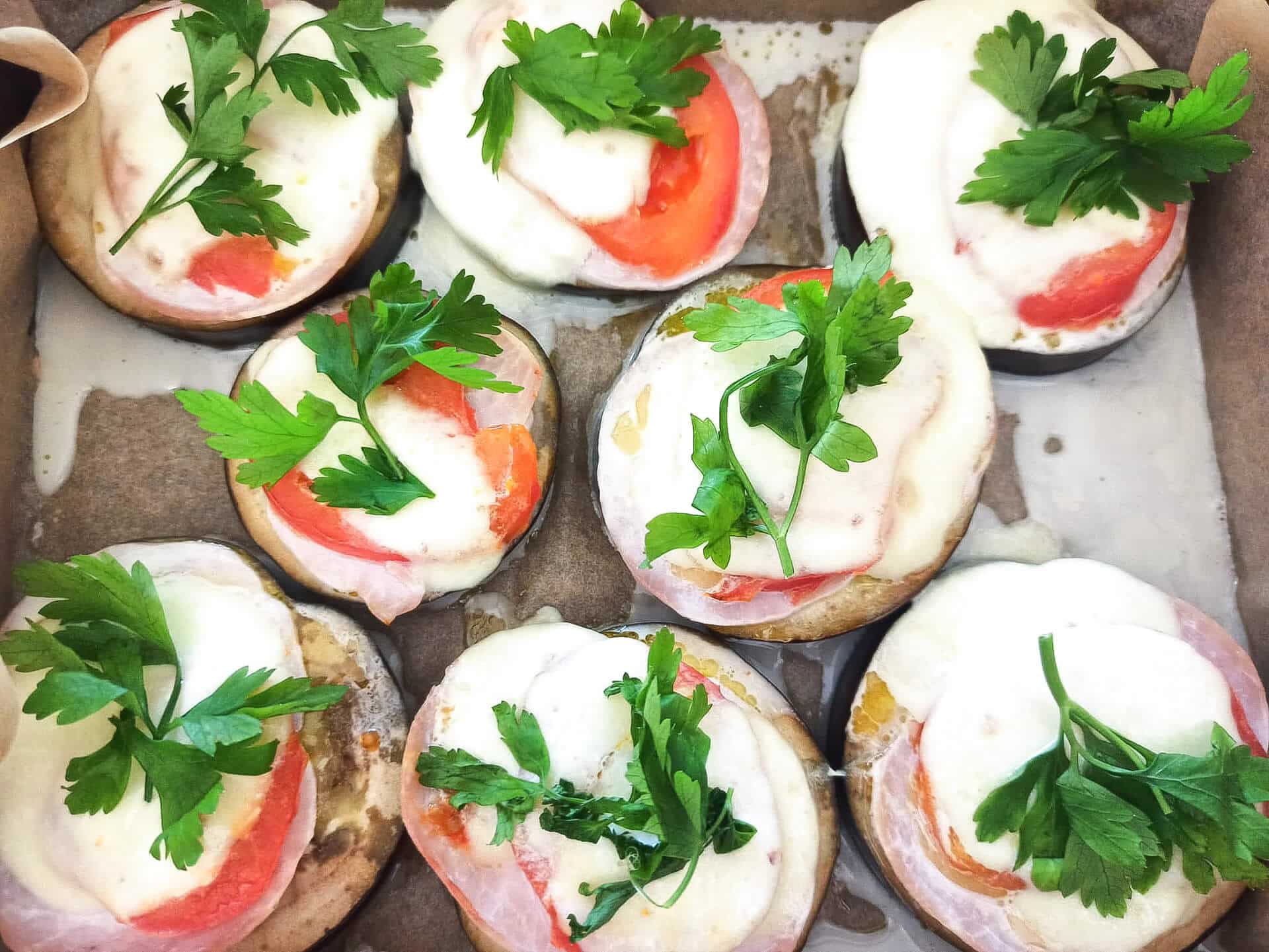 Keto przystawka z bakłażana i mozzarelli