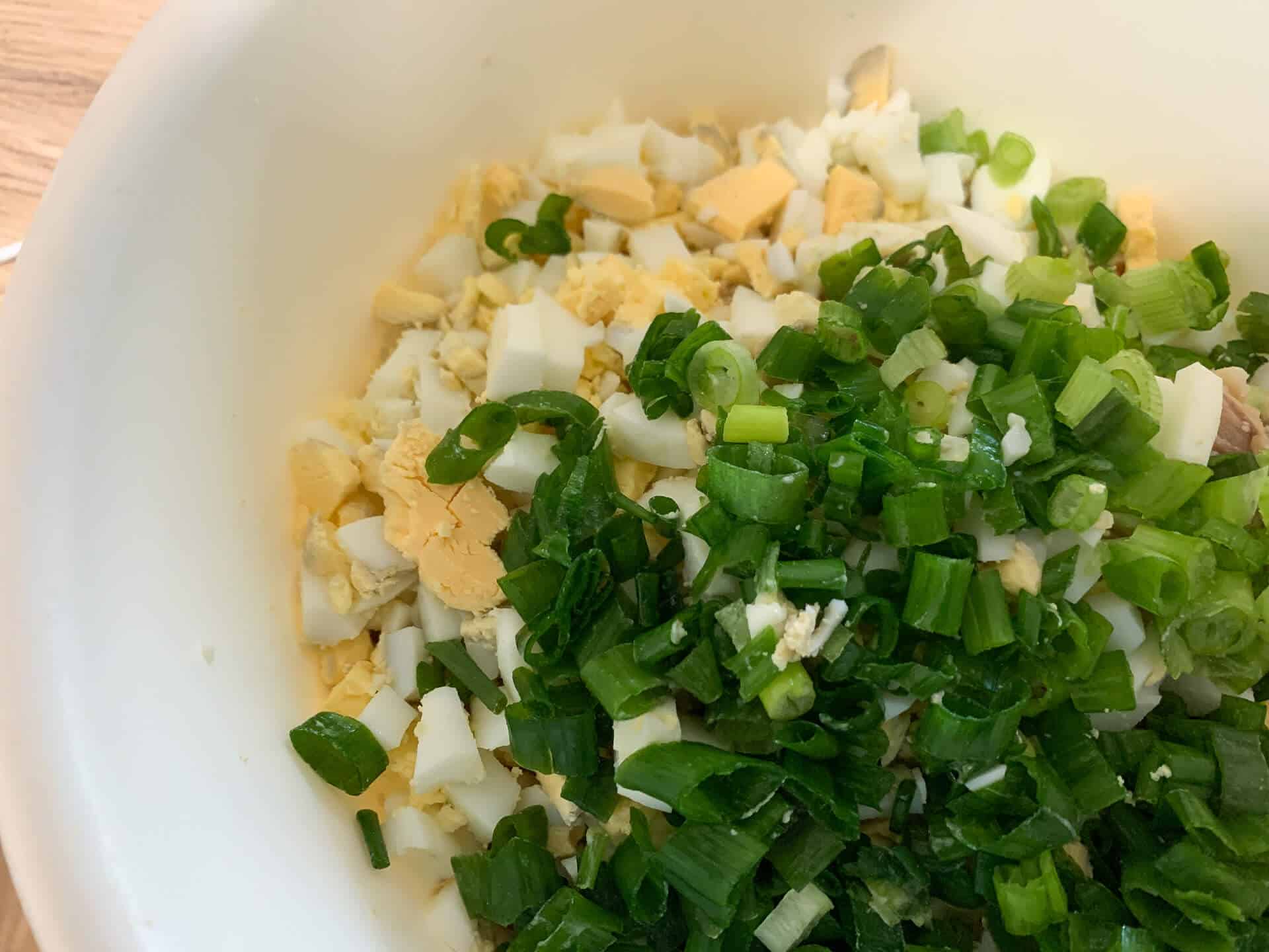 Pasta z makreli z jajkiem i ogórkiem kiszonym