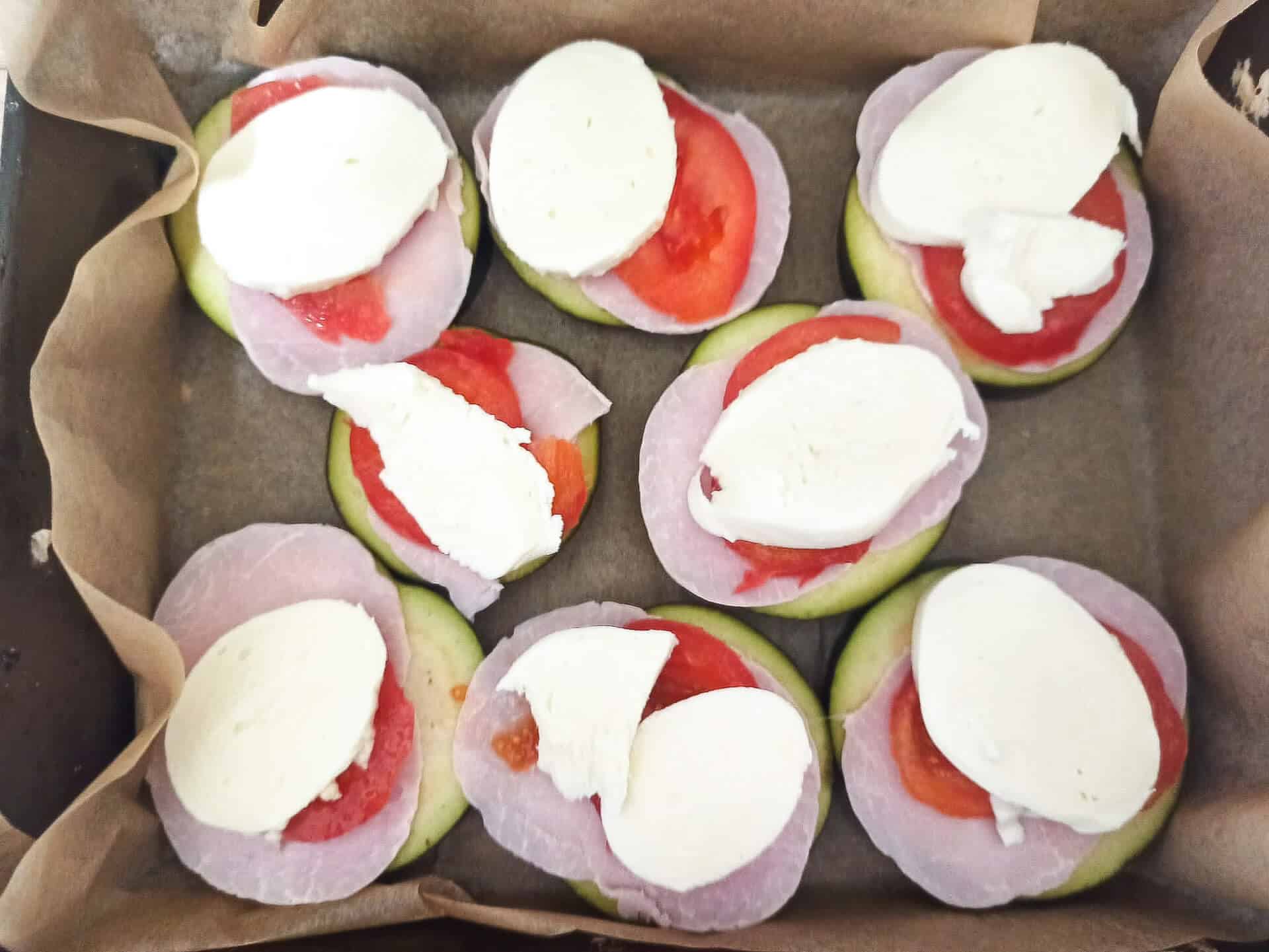 Keto przystawka z bakłażana i mozzarelli