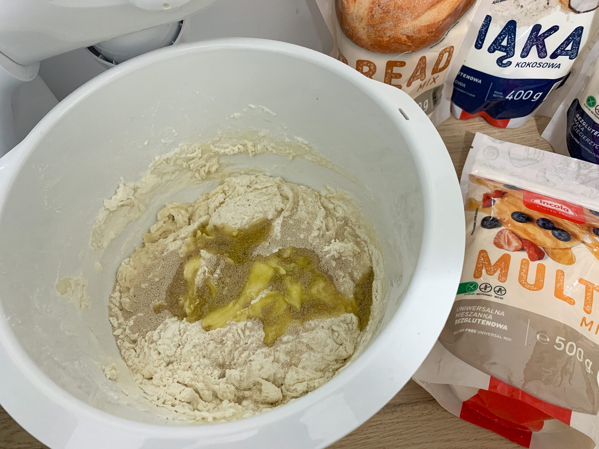 Bożonarodzeniowa pizza w kształcie choinki